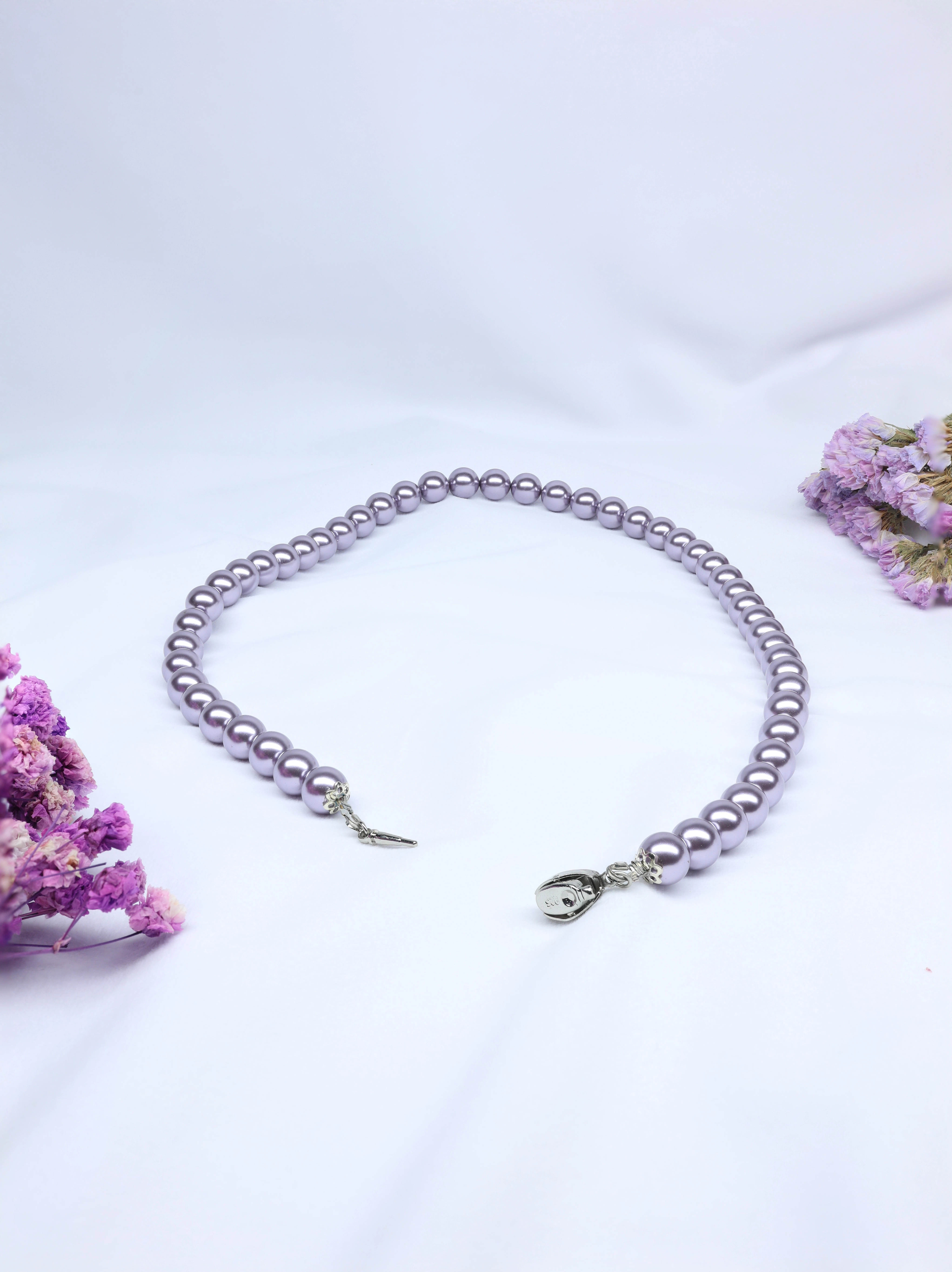 Elegant European Muave Pearl Necklace