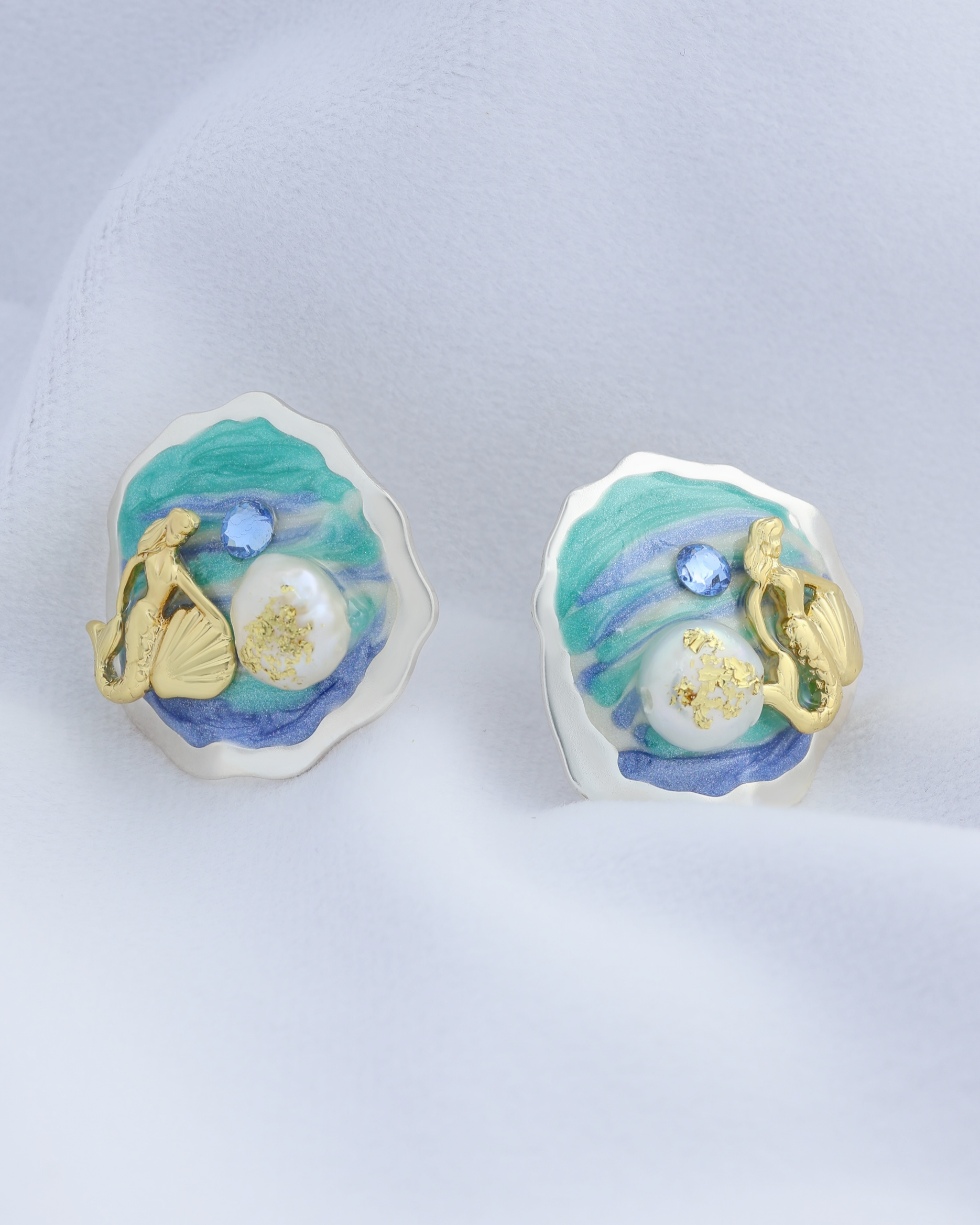 Mermaid on Beach Pearl Ear Studs