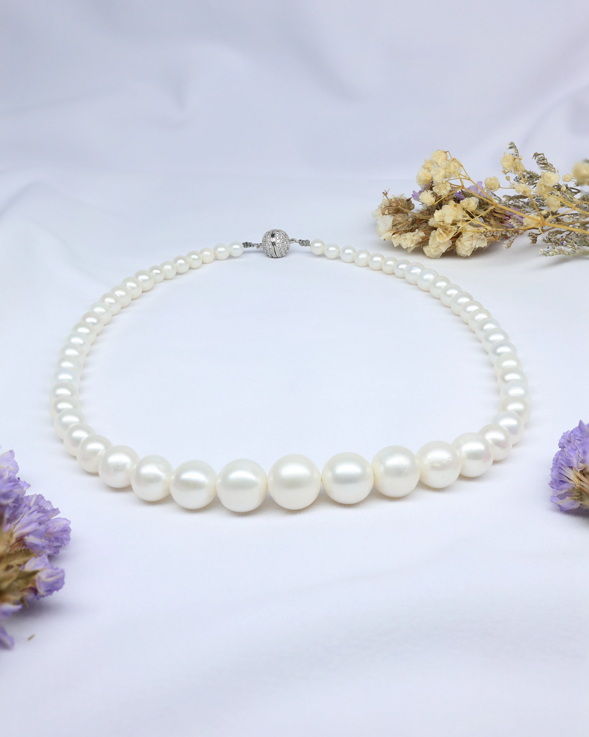 Round Pearl Necklace (Gradual)