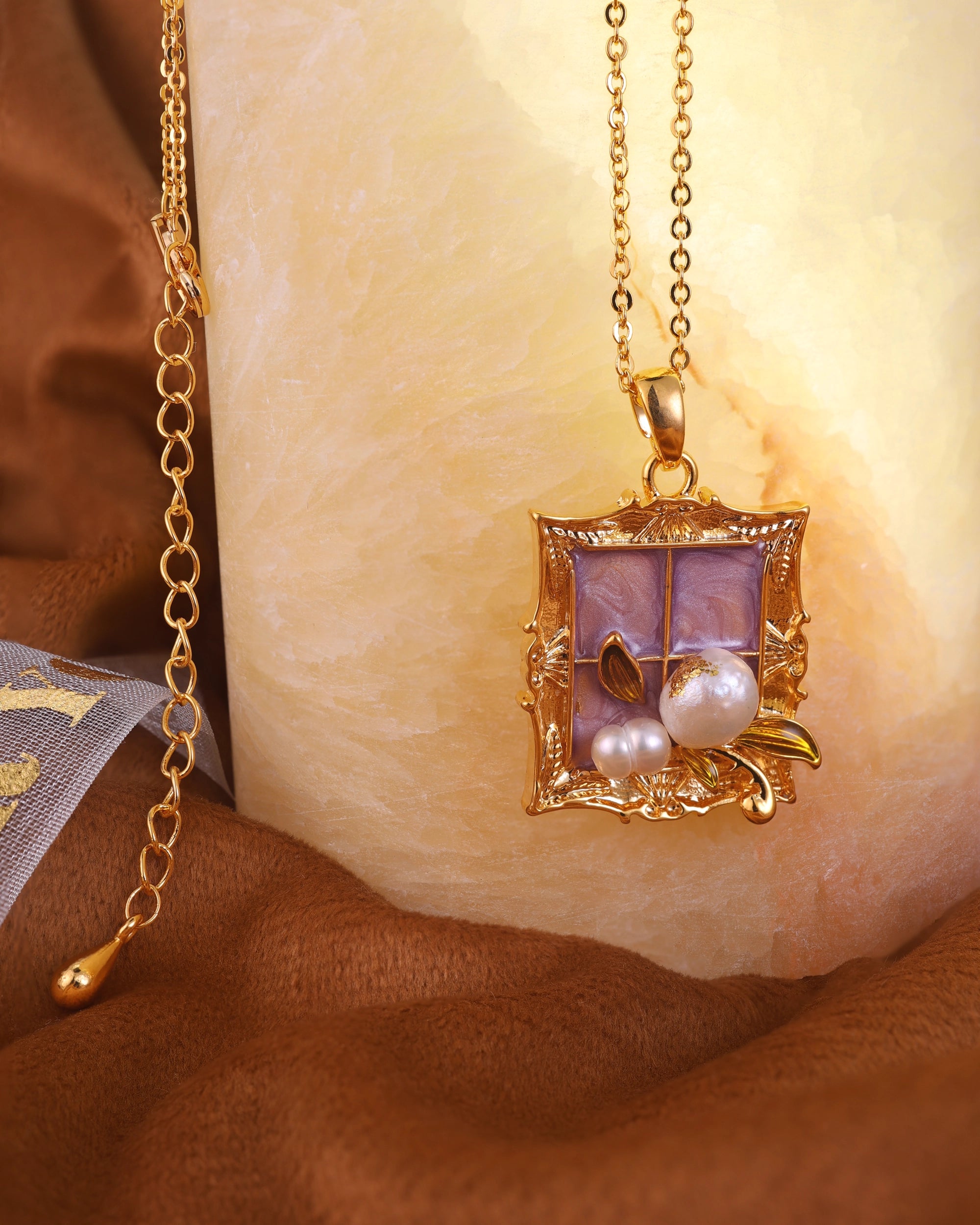 Renaissance Pearl Pendant with Chain