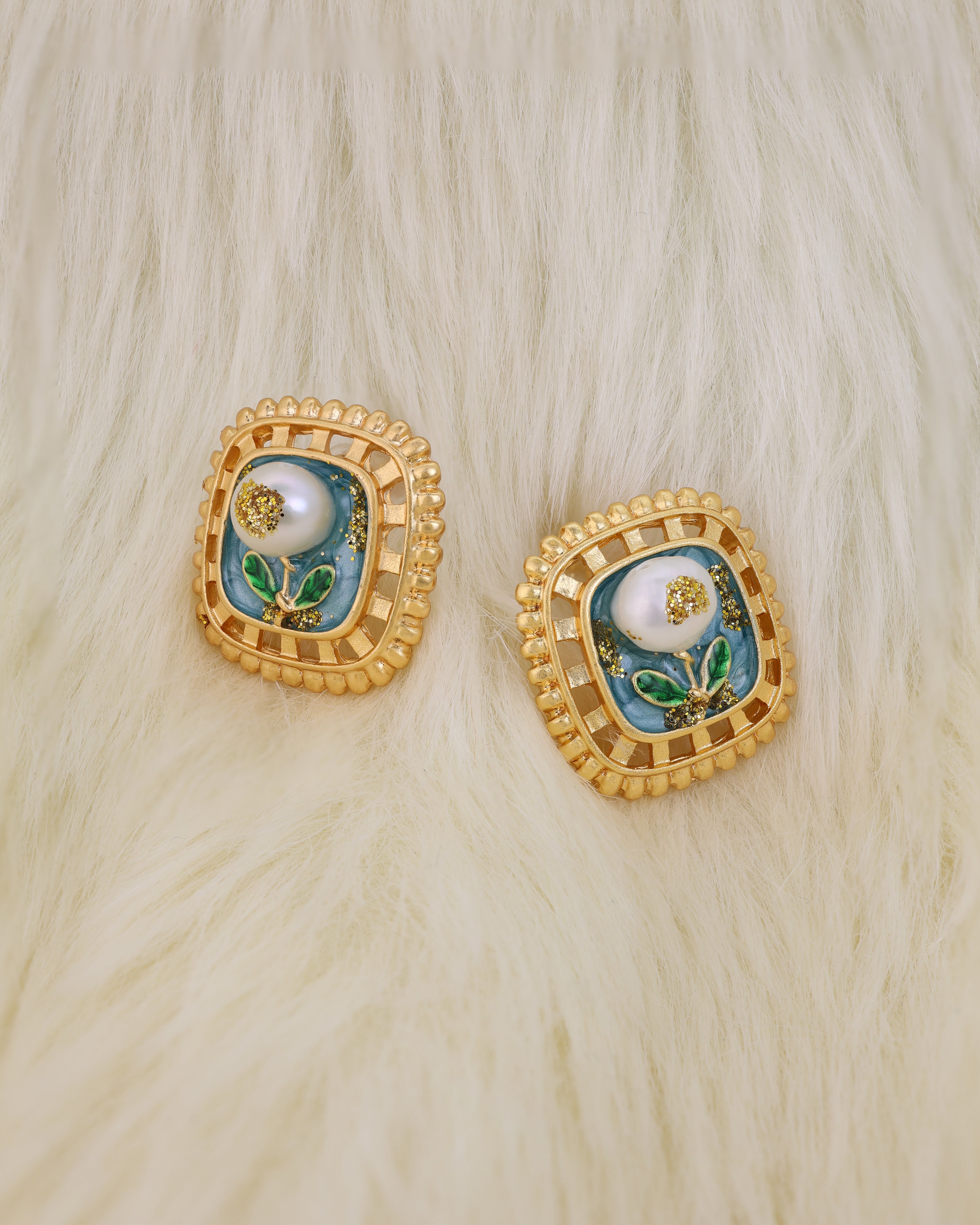Punched Turquoise Pendant Set