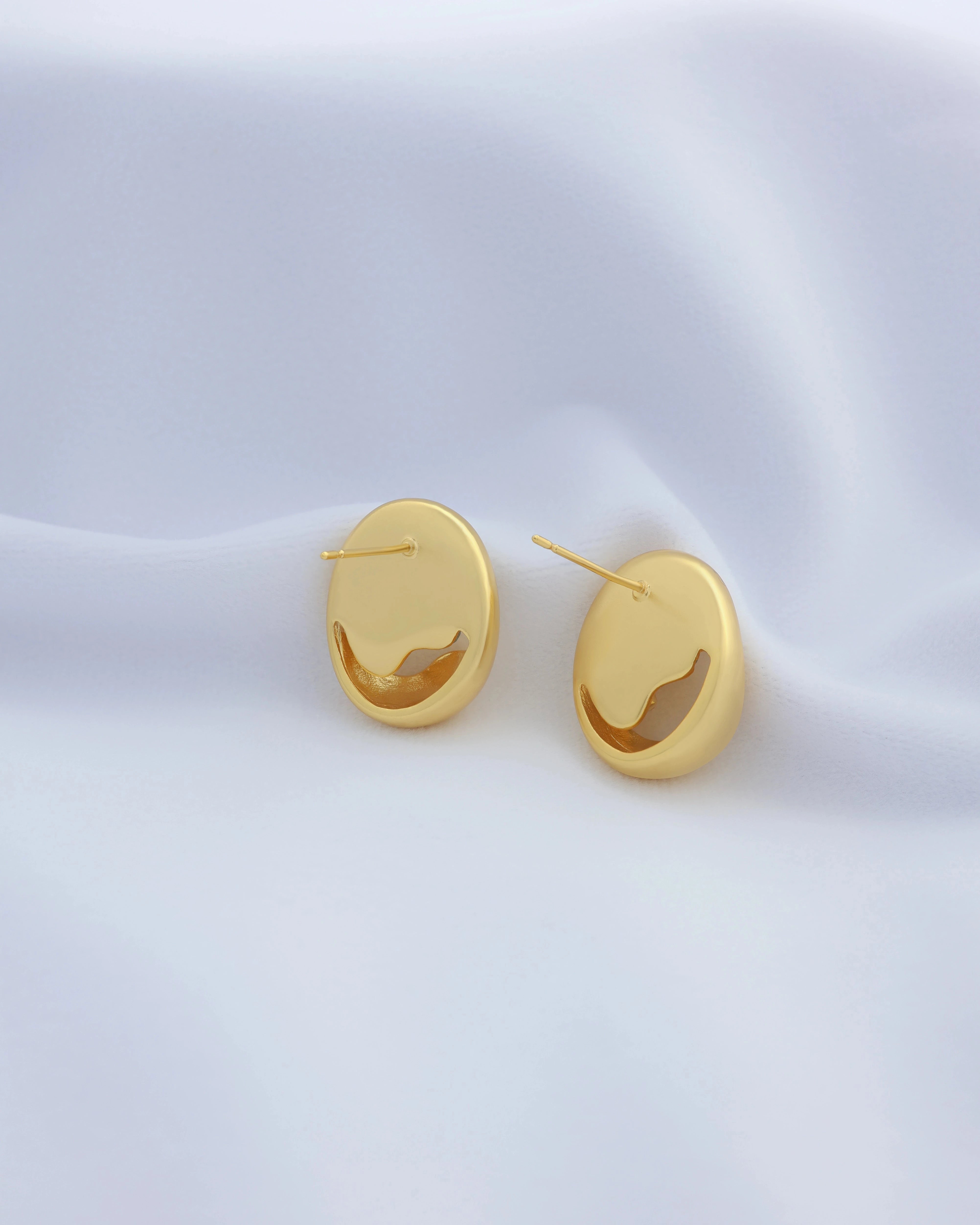 Broken Beach (Gold)