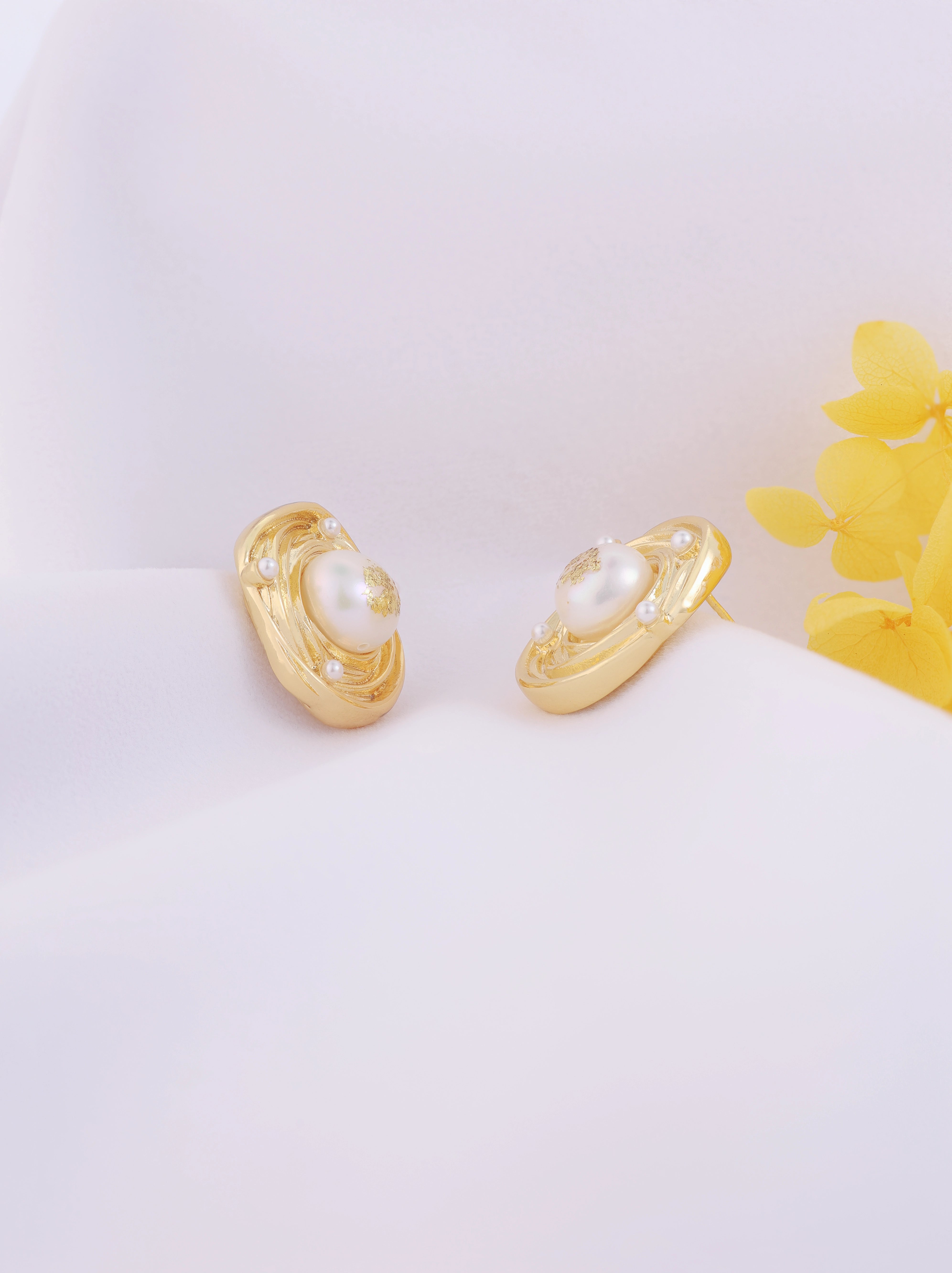 Planet Gold Pearl Ear Studs