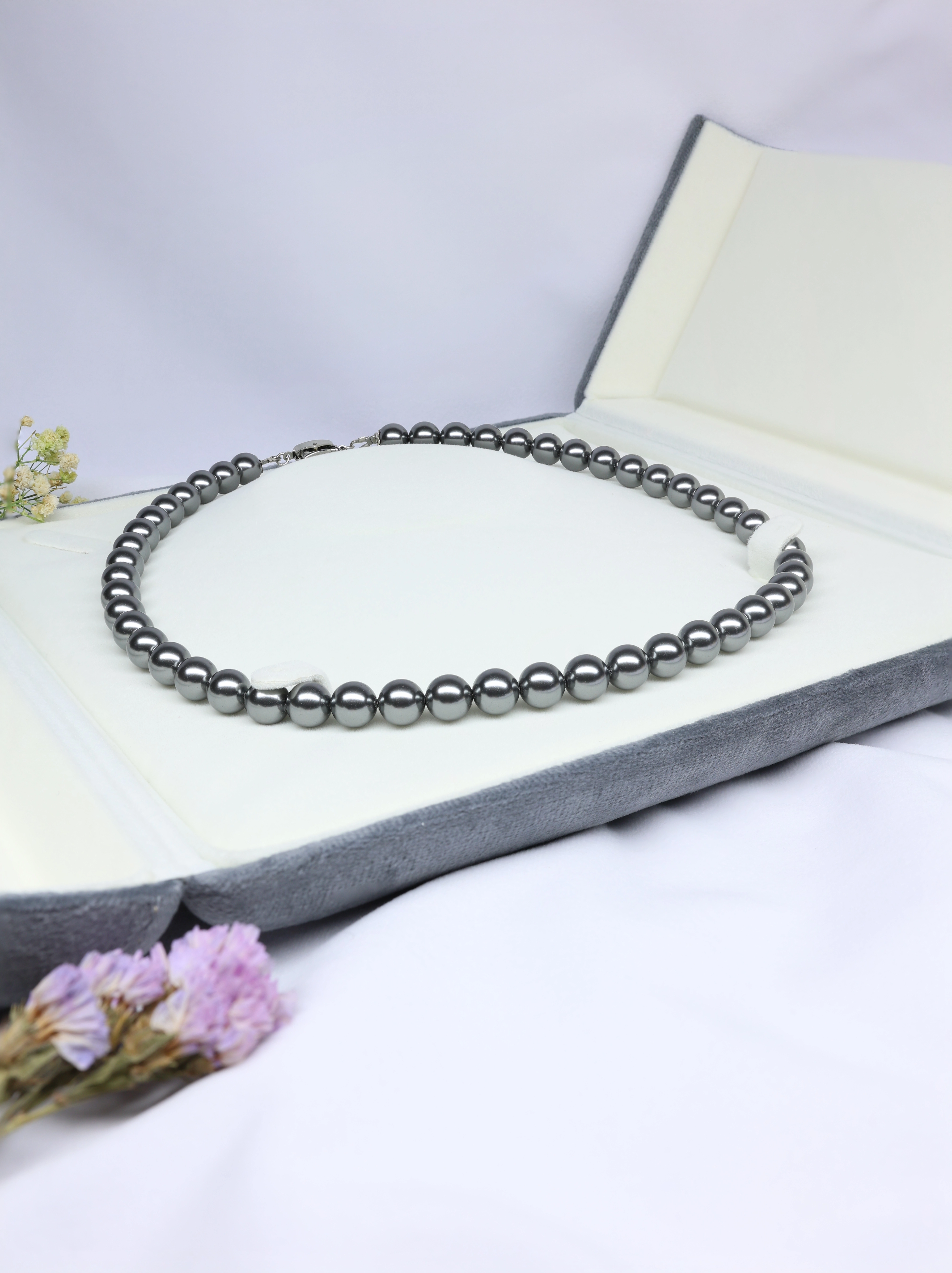 Elegant European Grey Pearl Necklace