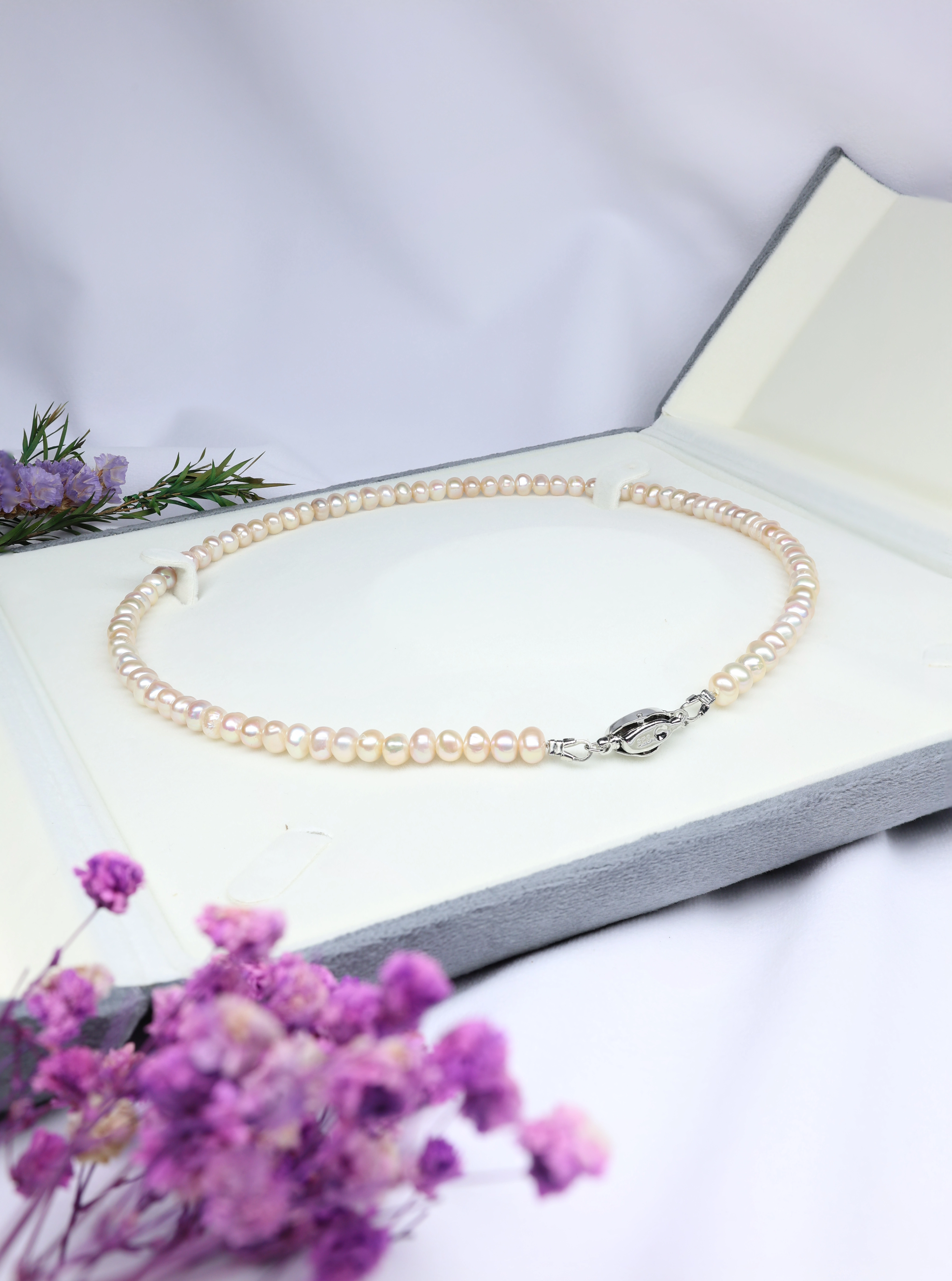 Button Pearl Necklace (Pearl Pink)