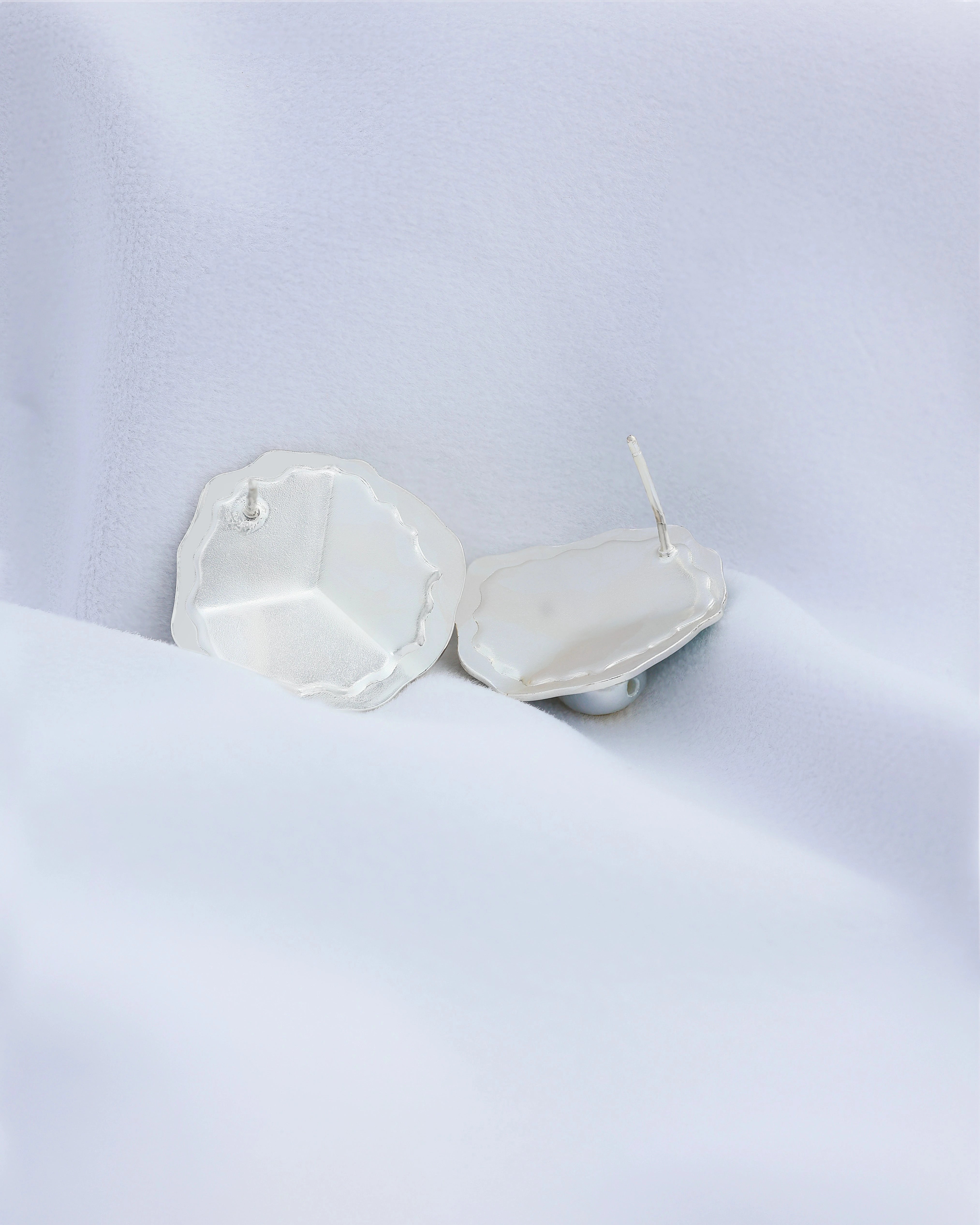 Mermaid on Beach Pearl Ear Studs