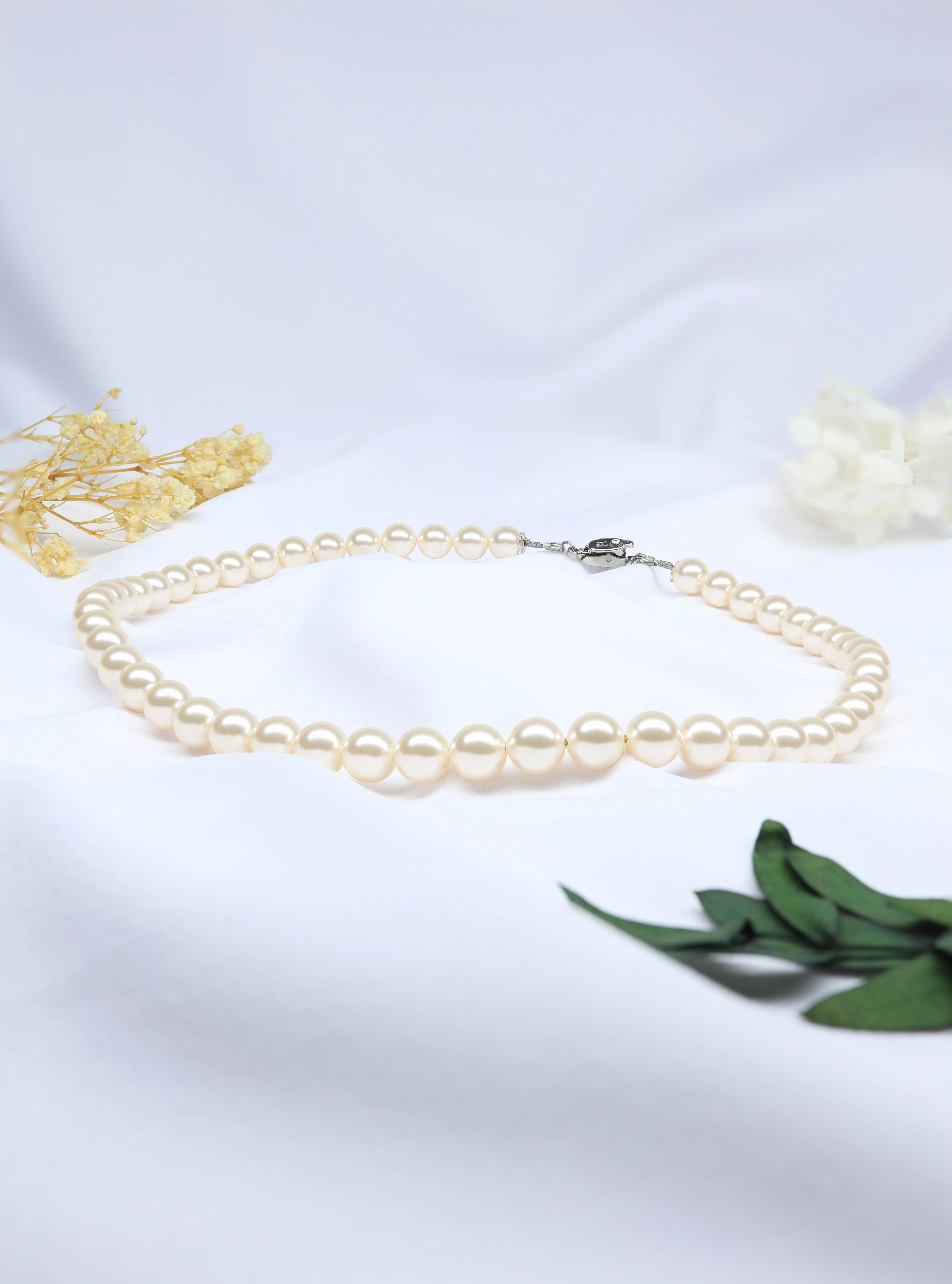 Elegant European White Creamrose Pearl Necklace