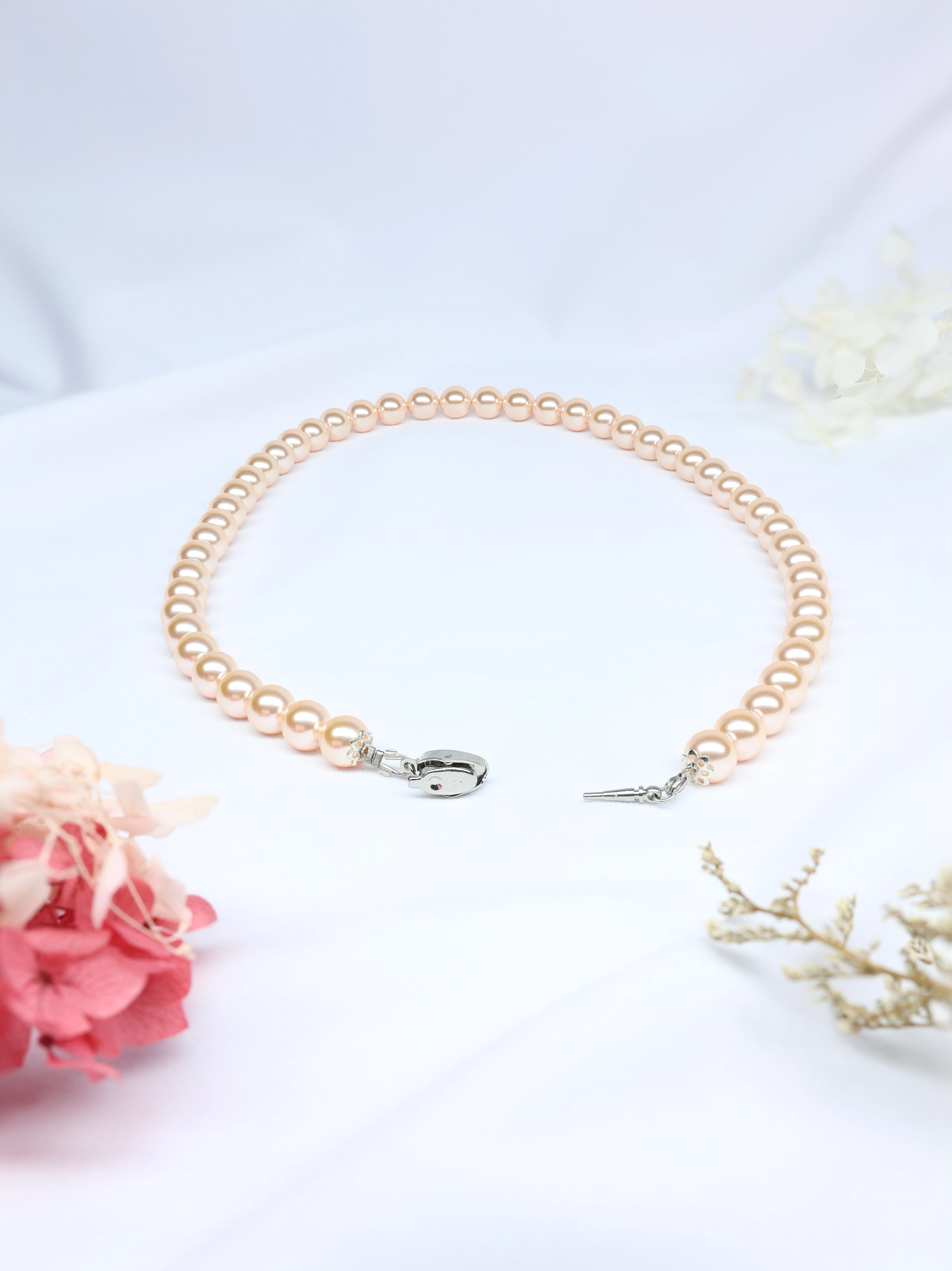 Elegant European Peach Pearl Necklace