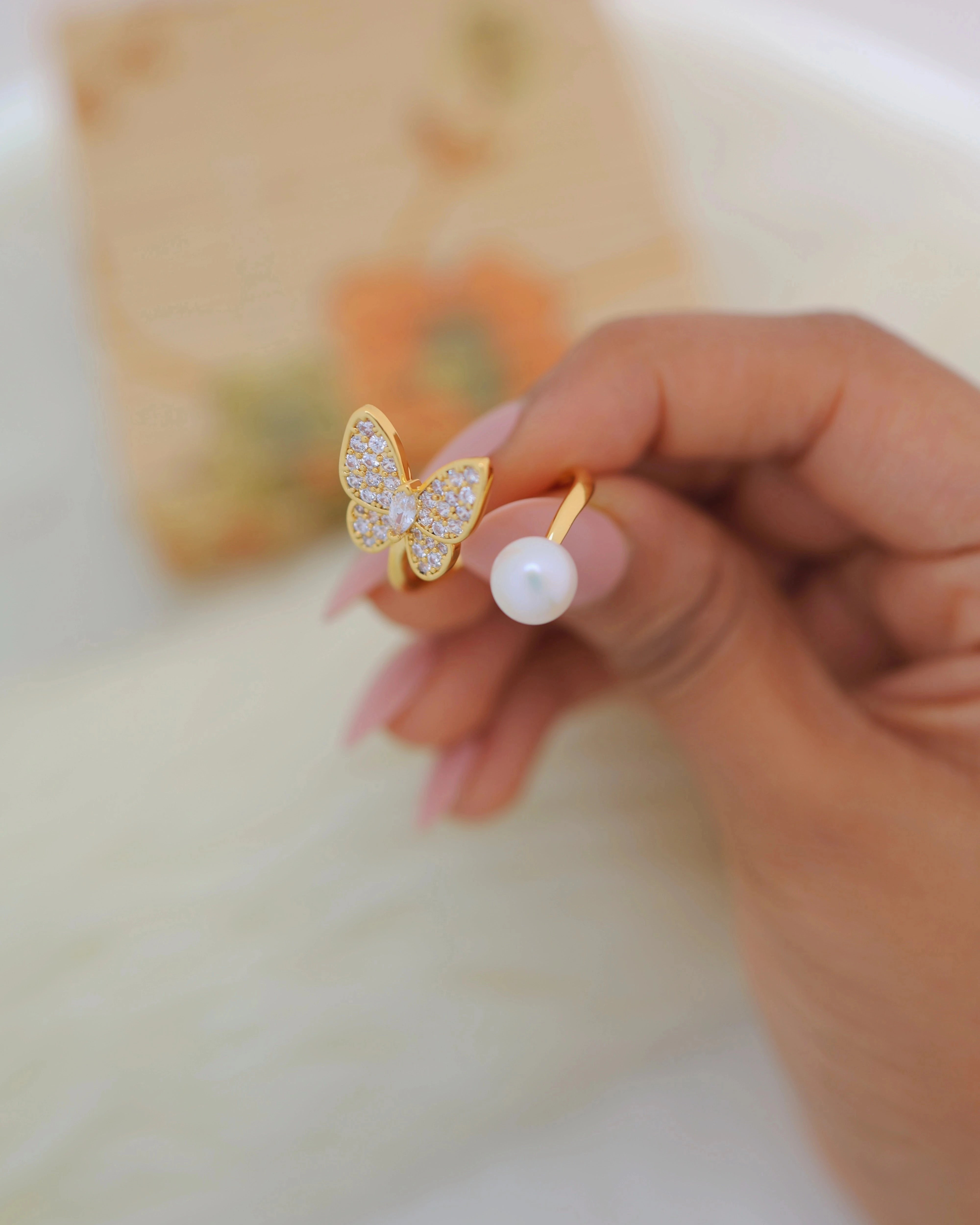 AD Butterfly + Pearl