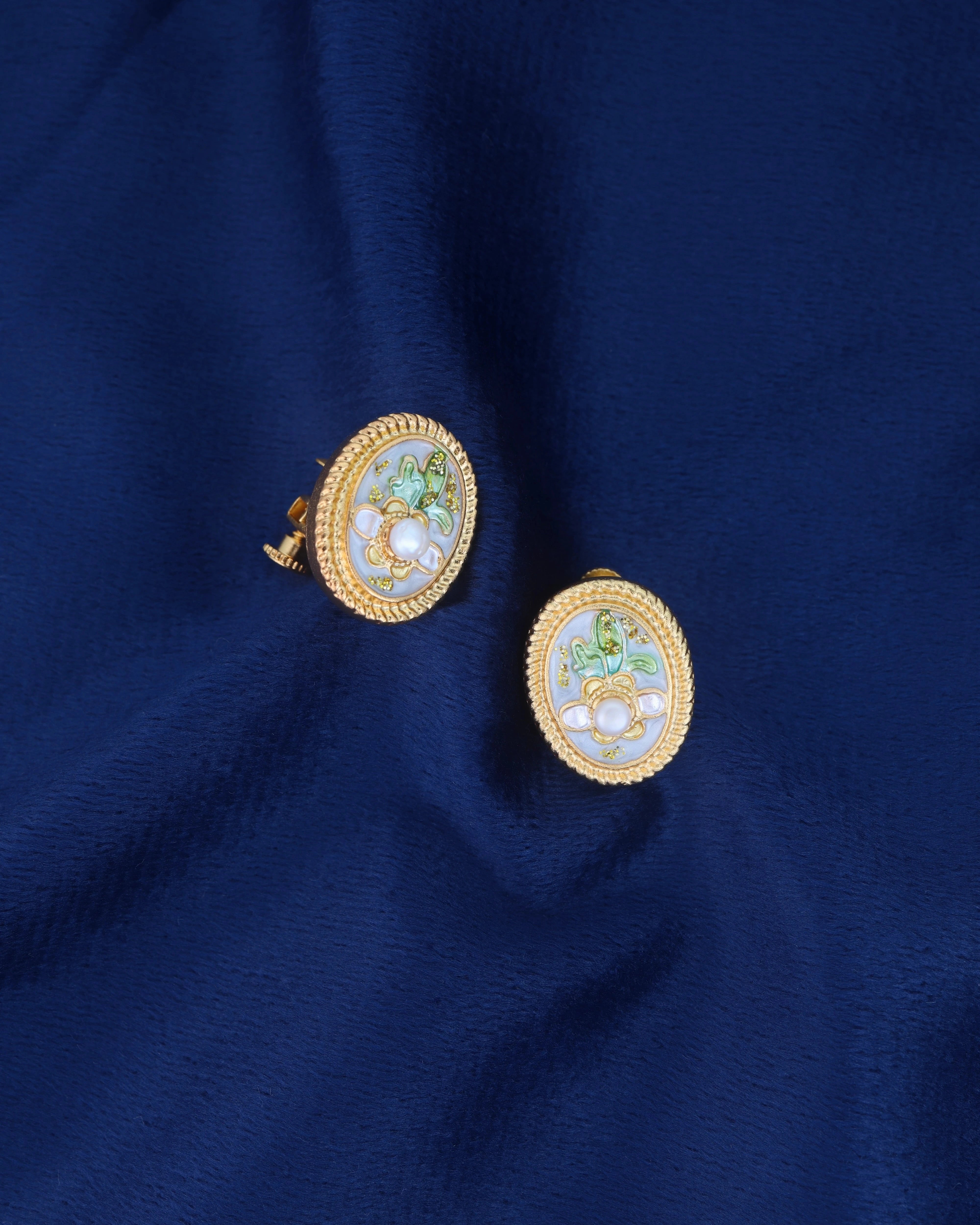 Oval Blue - Clip On