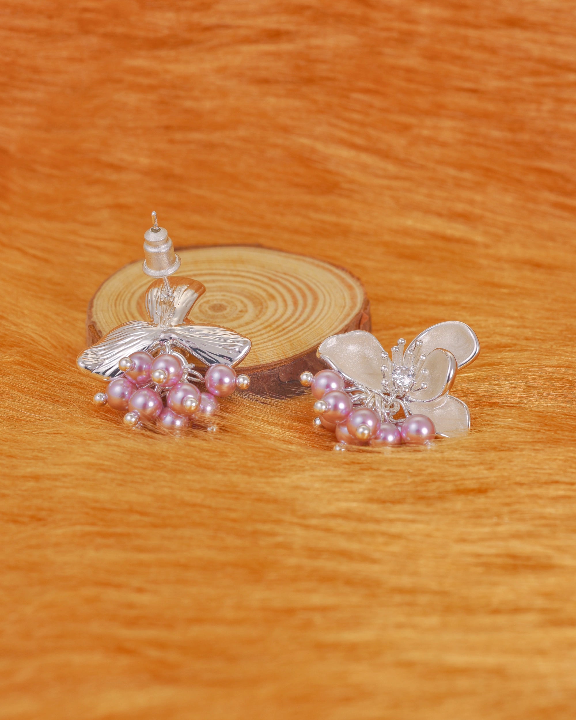 Camellias Pearl Dangle - Lavendar