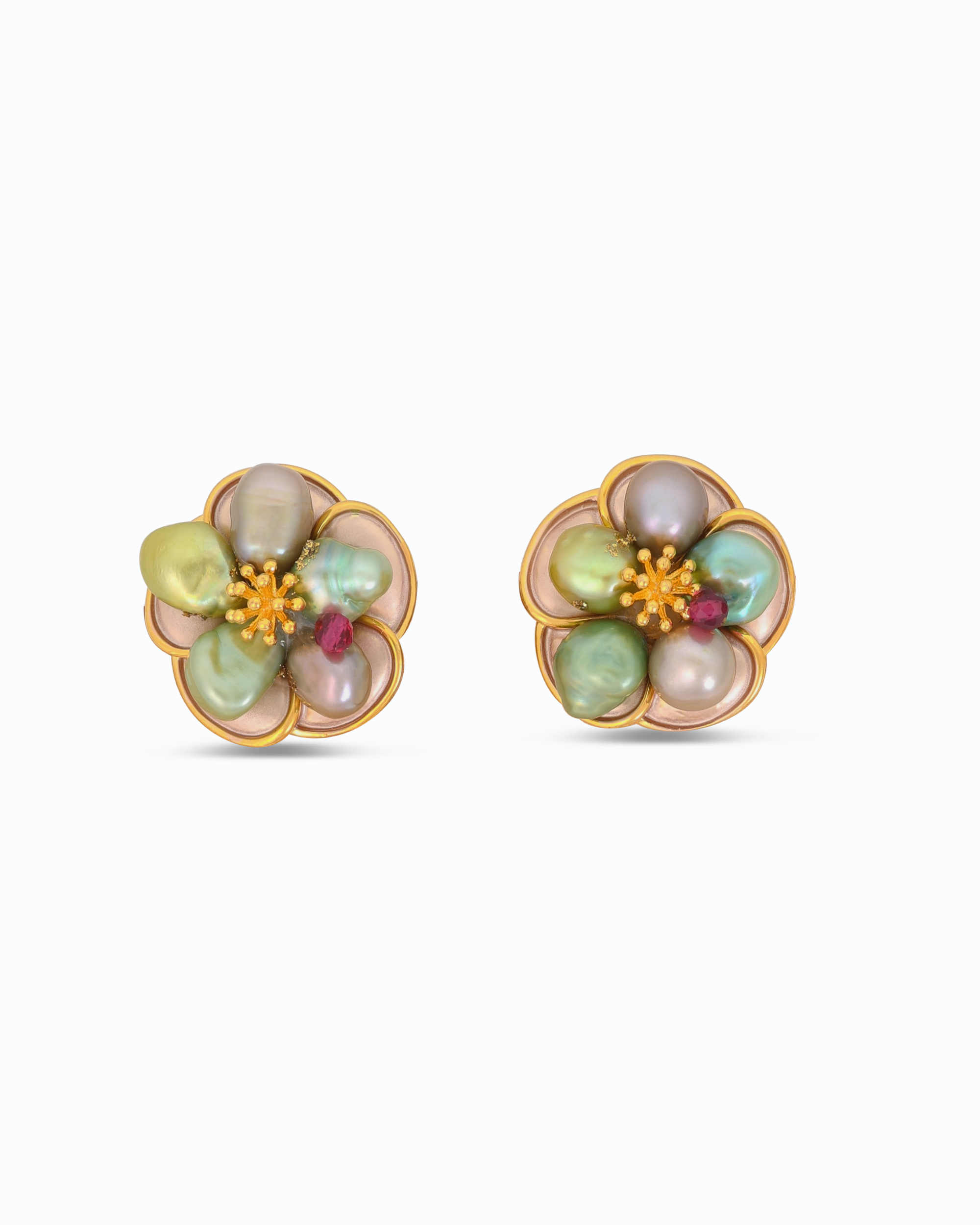 5 Pearl Studs