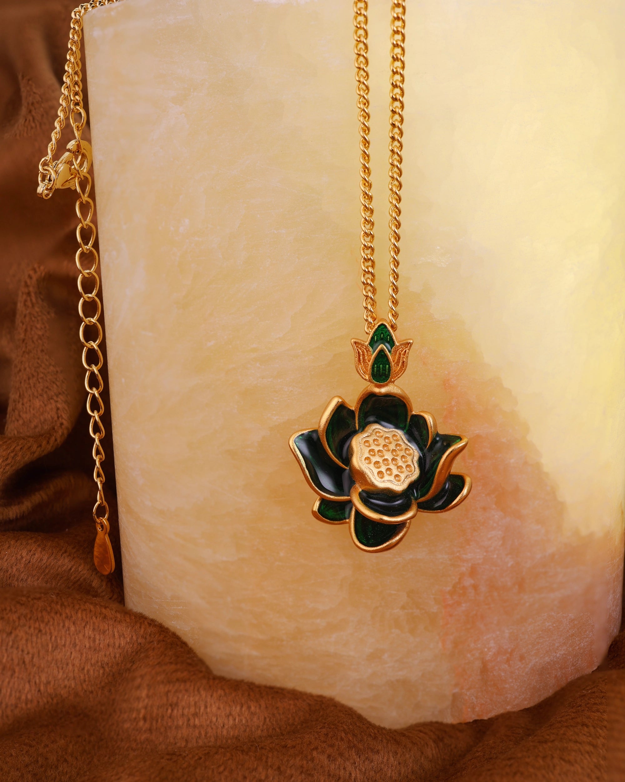Lotus Pendant with chain