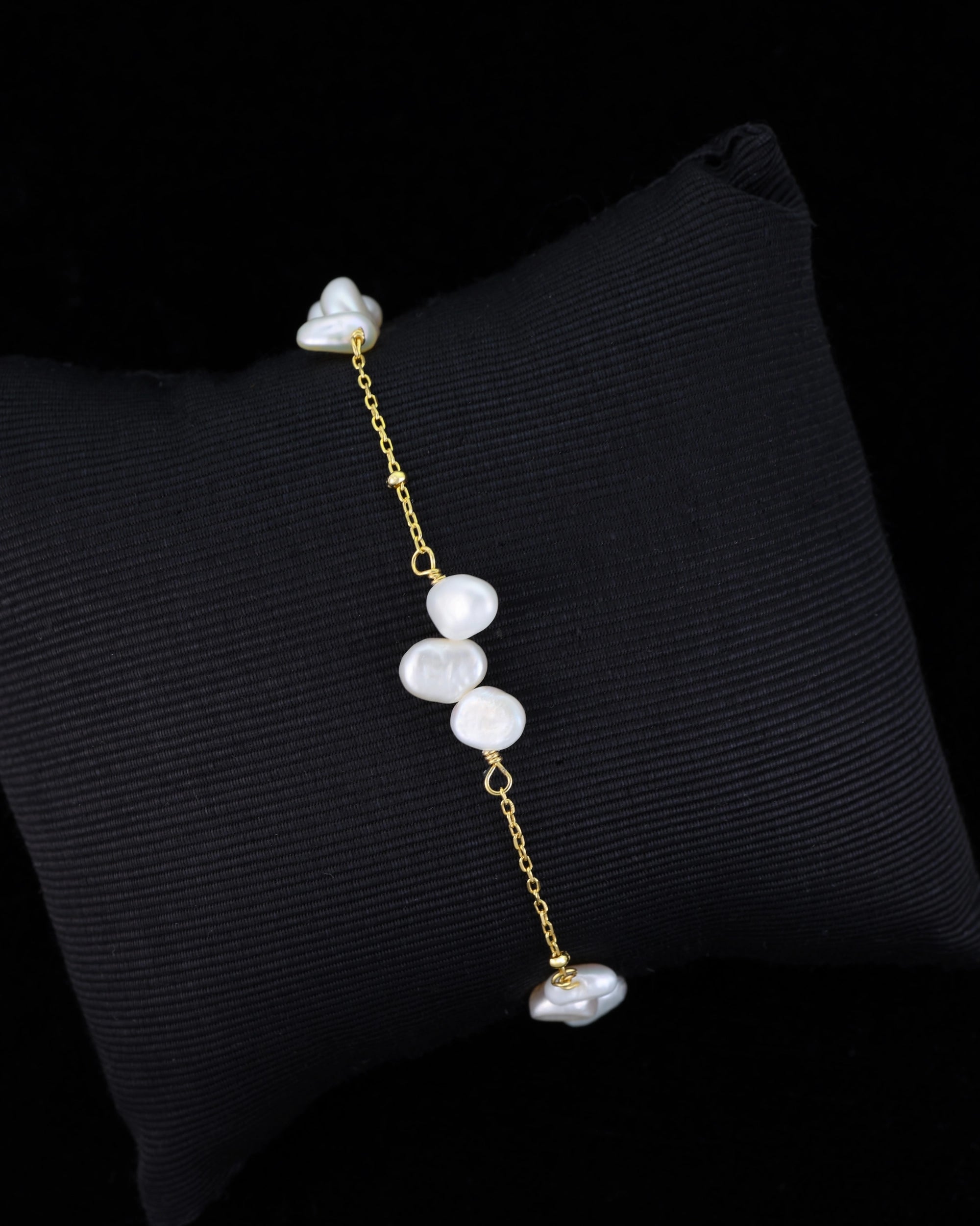 Enneagon Pearls Bracelet