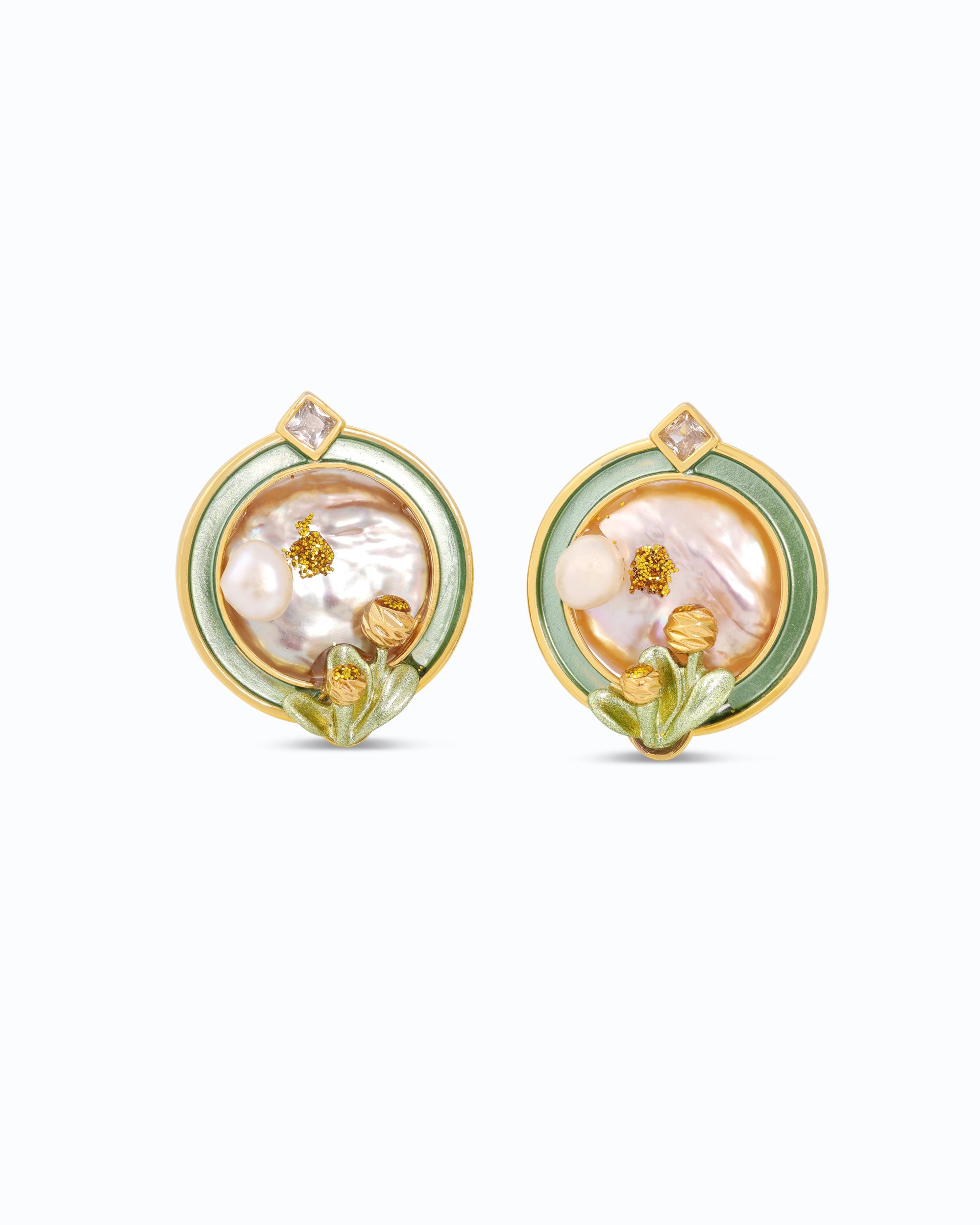 French Monet Large Pearl Ear Studs (Pink)