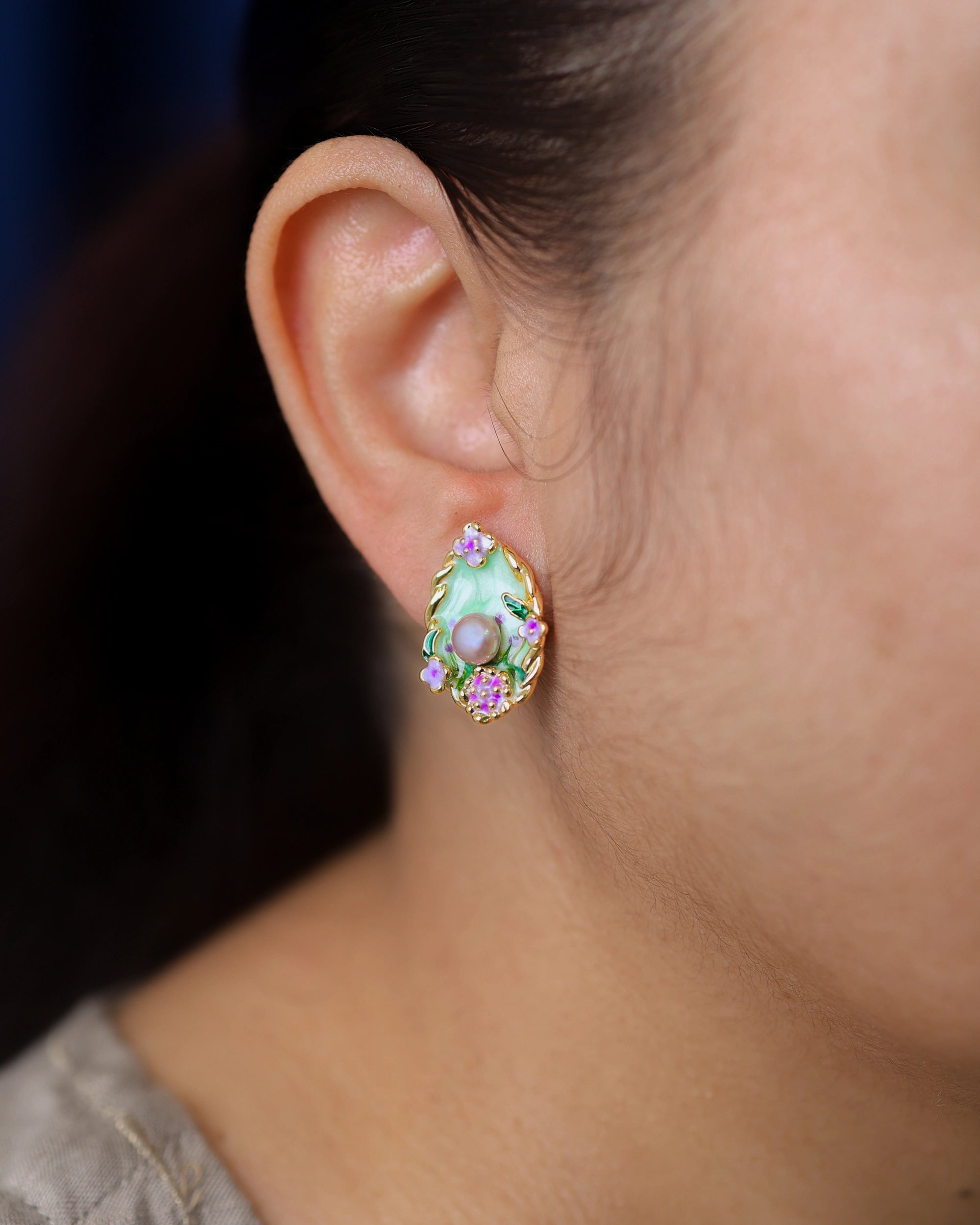French Monet Pearl Ear Studs