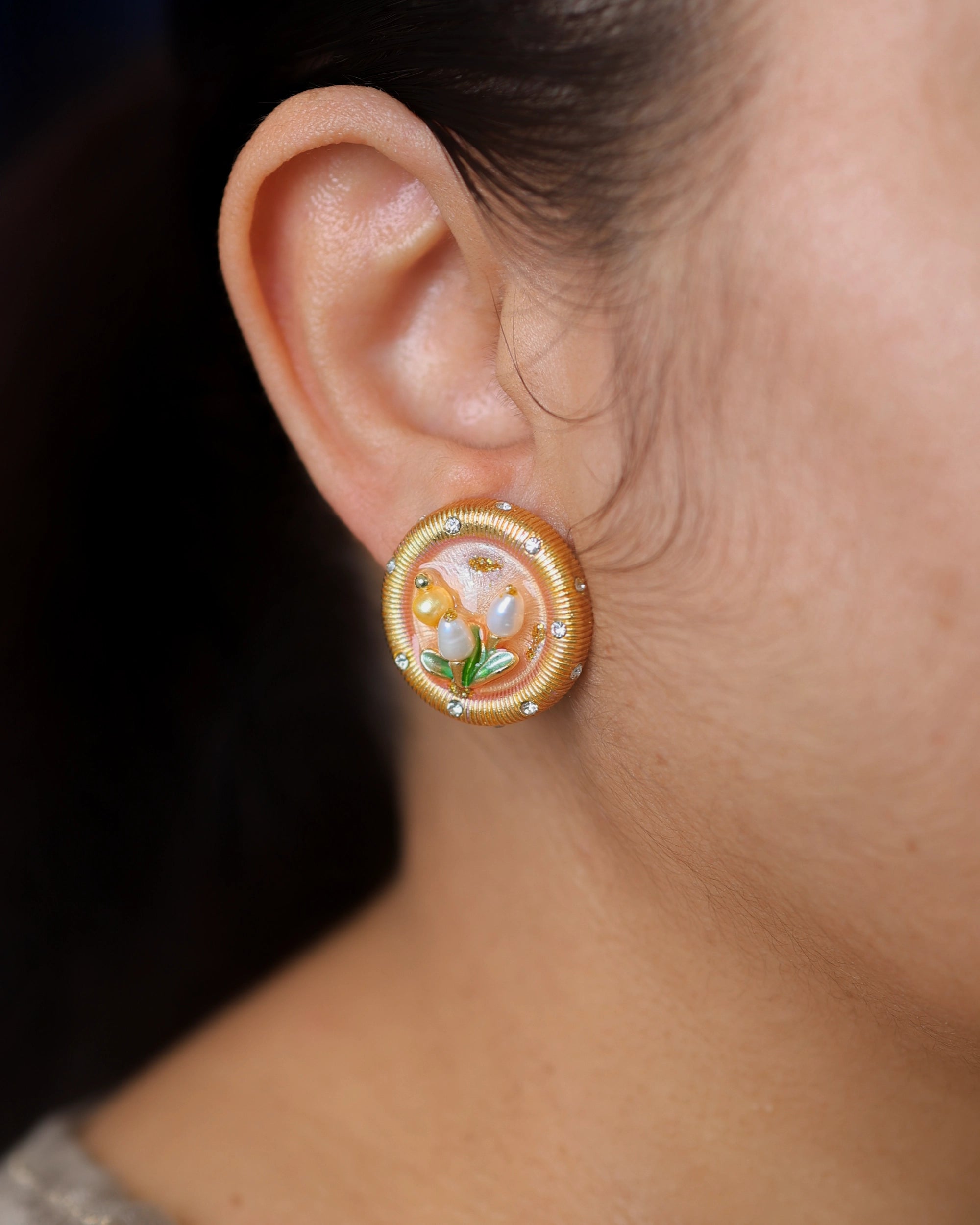 French Pearls in Amber and Diamonds Ear Studs