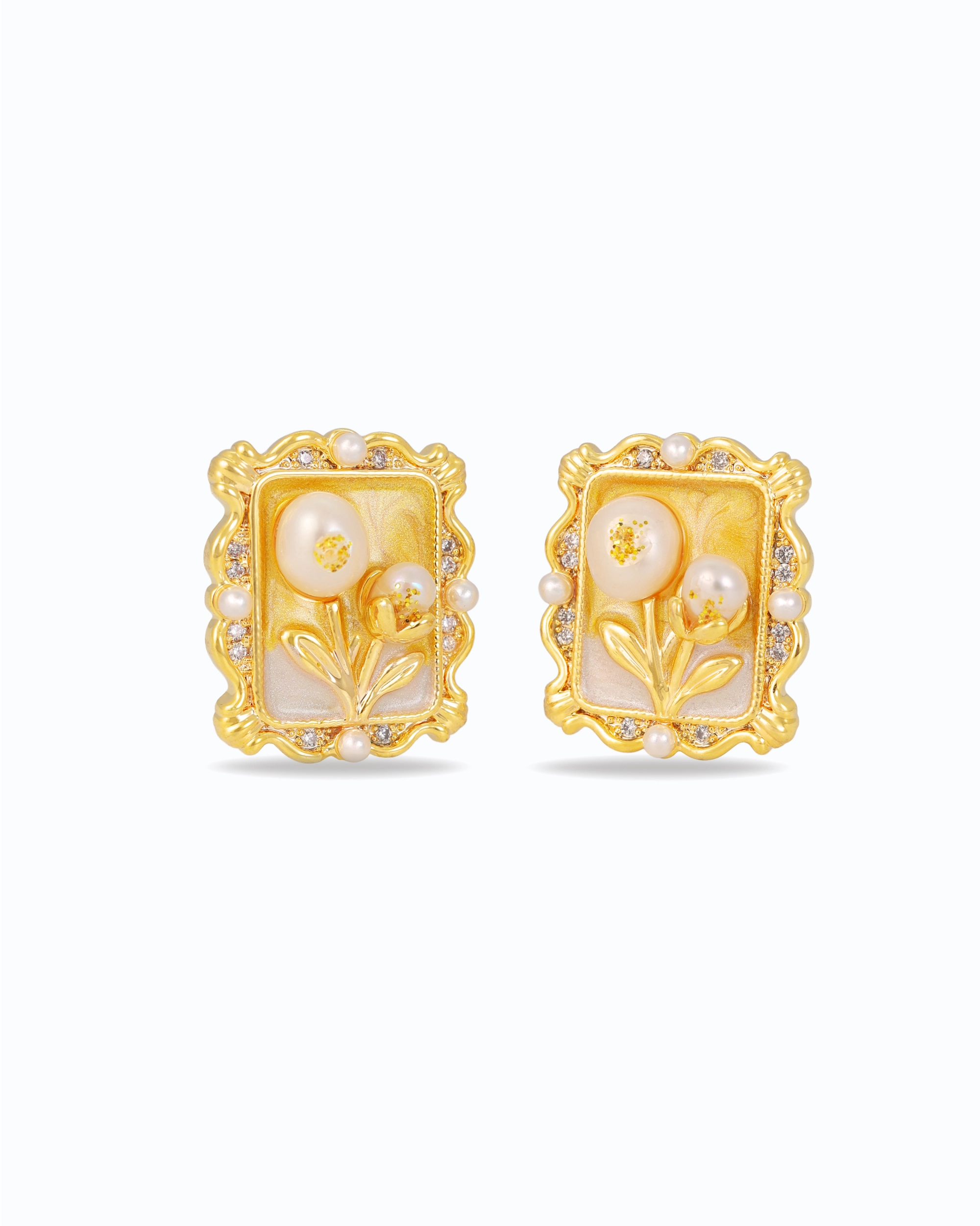 Golden Promise Pearl Ear Studs