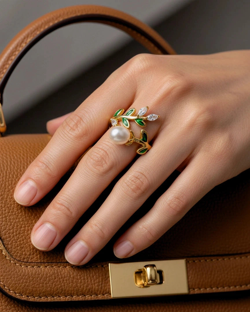 Green Caesar Crown - White Pearl Ring