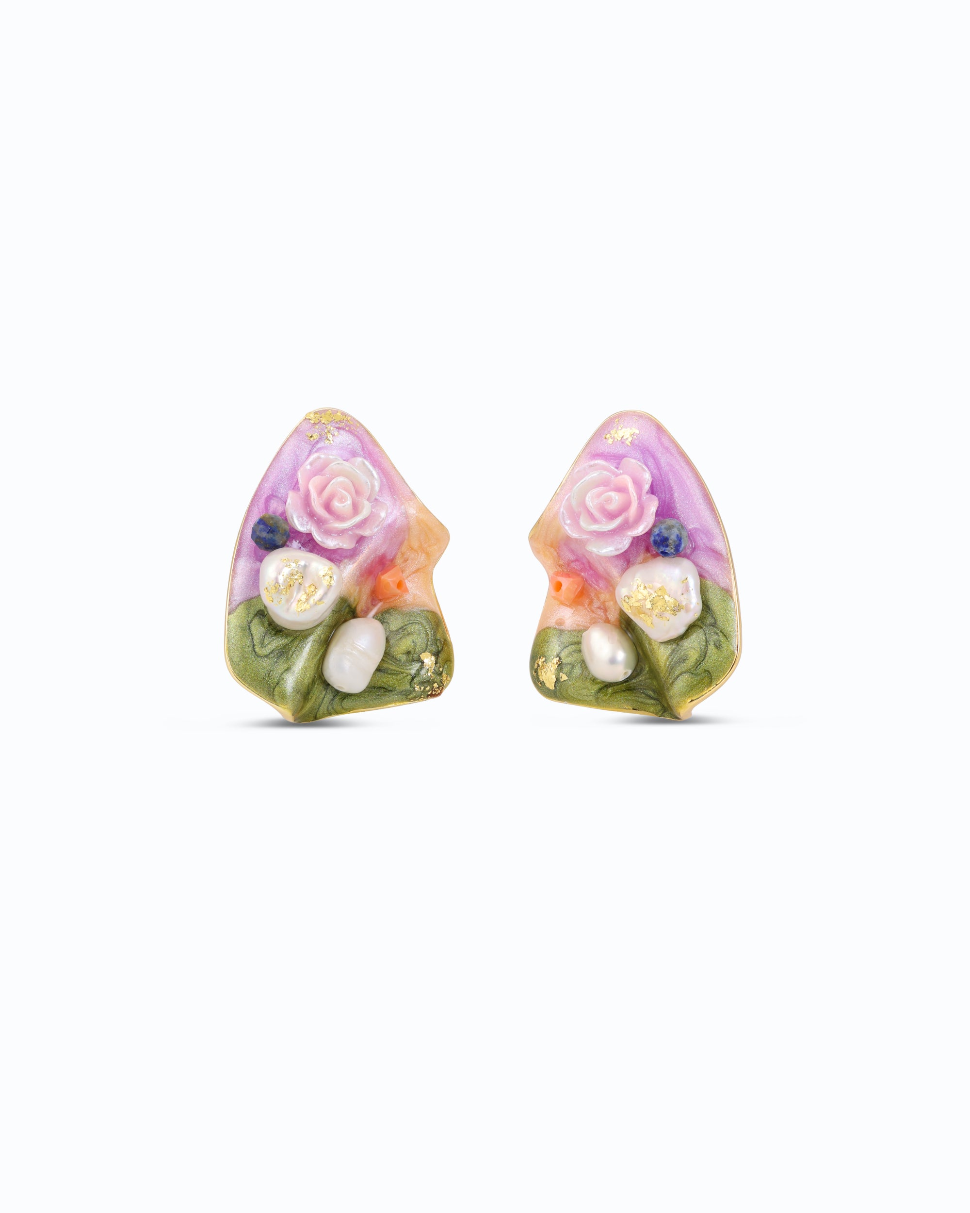 Jardin Monet Baroque Pearl Ear Studs