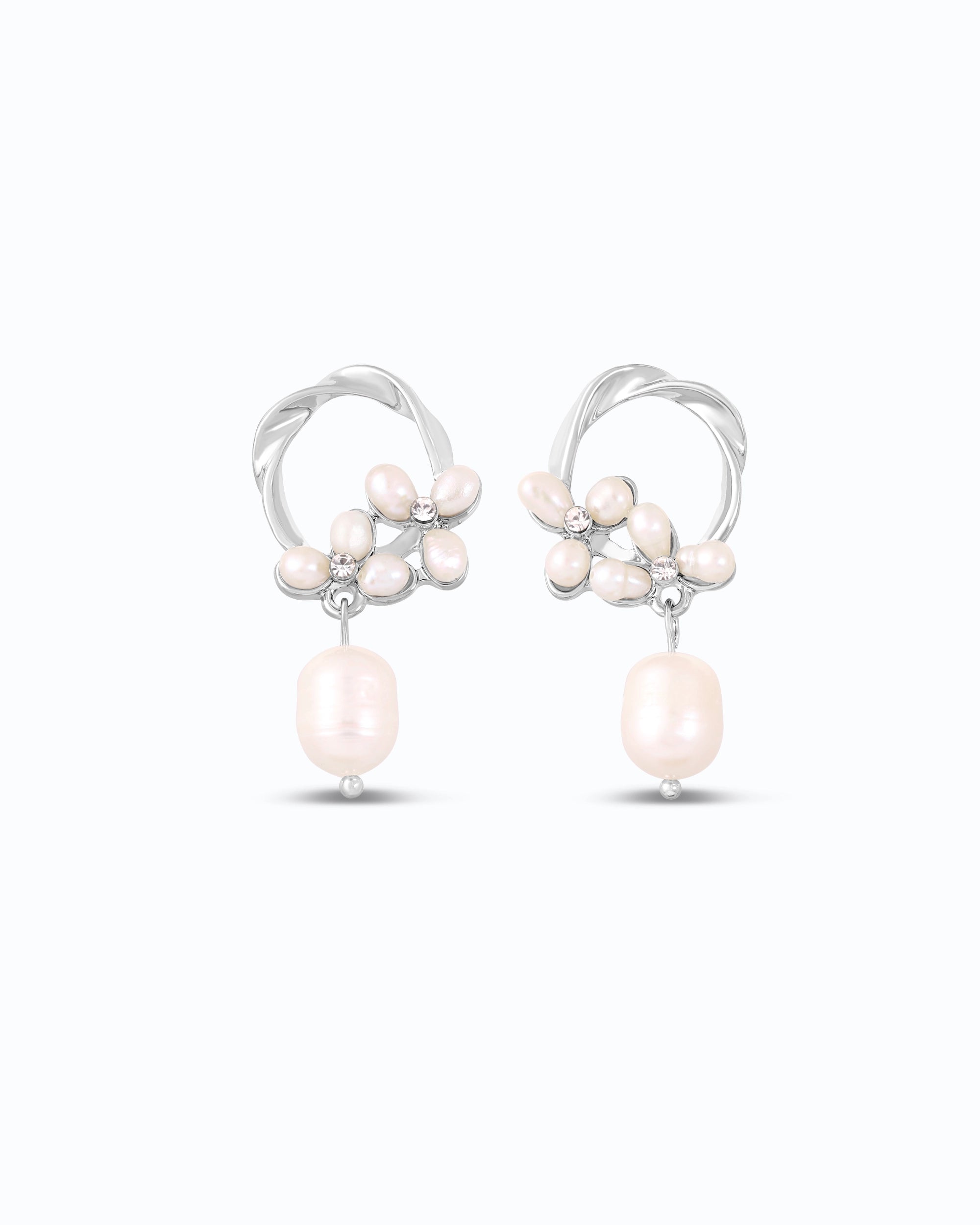 Mobius Pearl Dangle - Silver