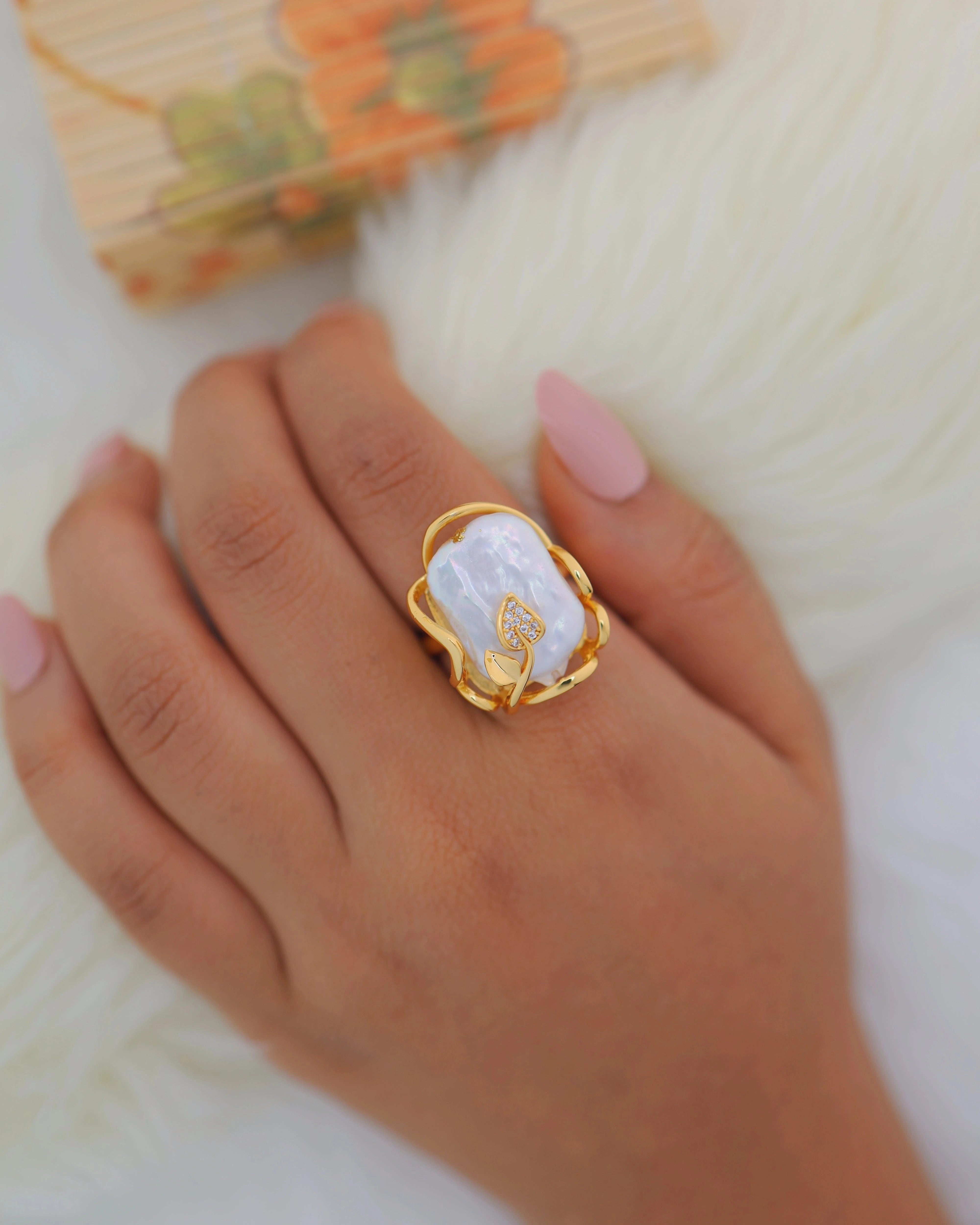 MoP in Cage - Mother of Pearl 18K Gold Platted Ring