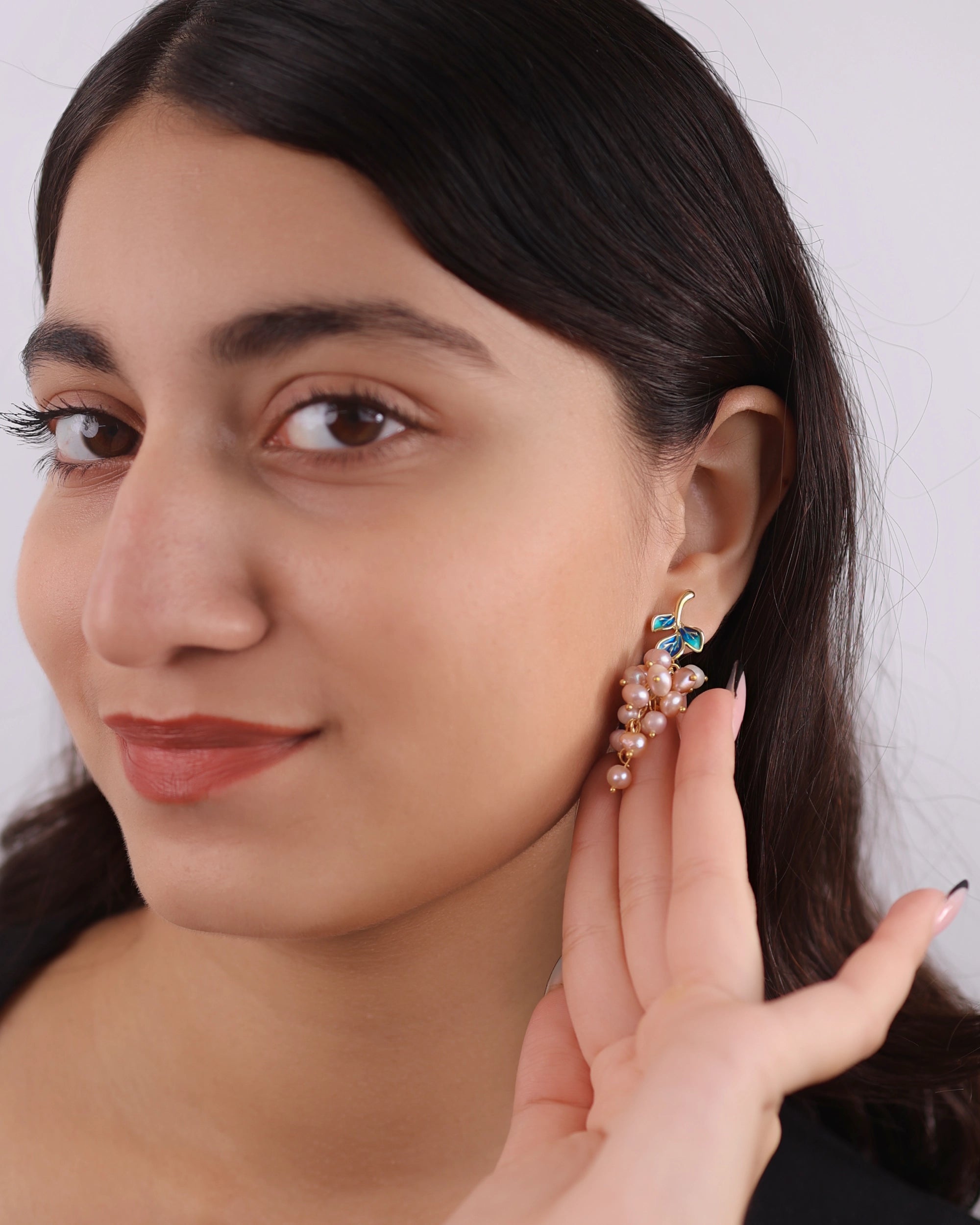 Pearl Grapes Dangles