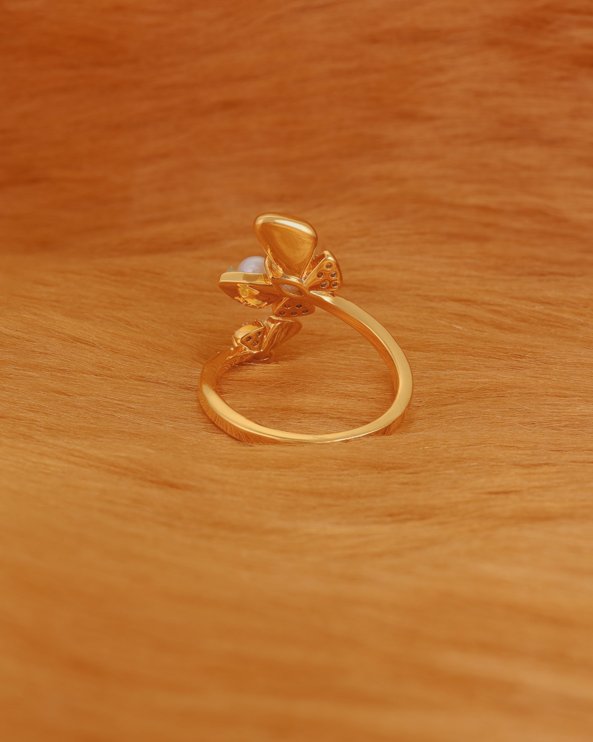 Pearl and Crystal Adjustable Ring