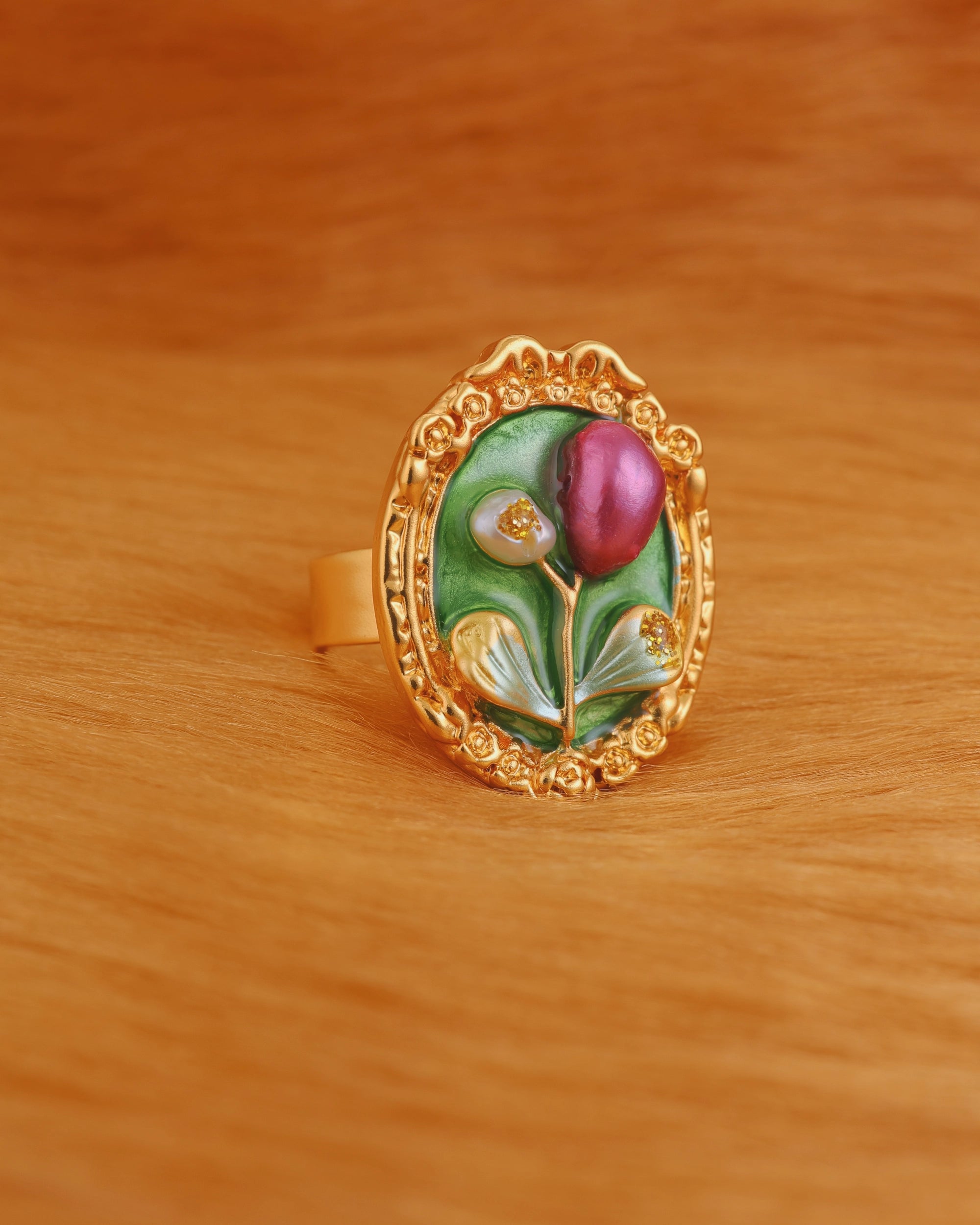 Renaissance Majenta Pearl Ring