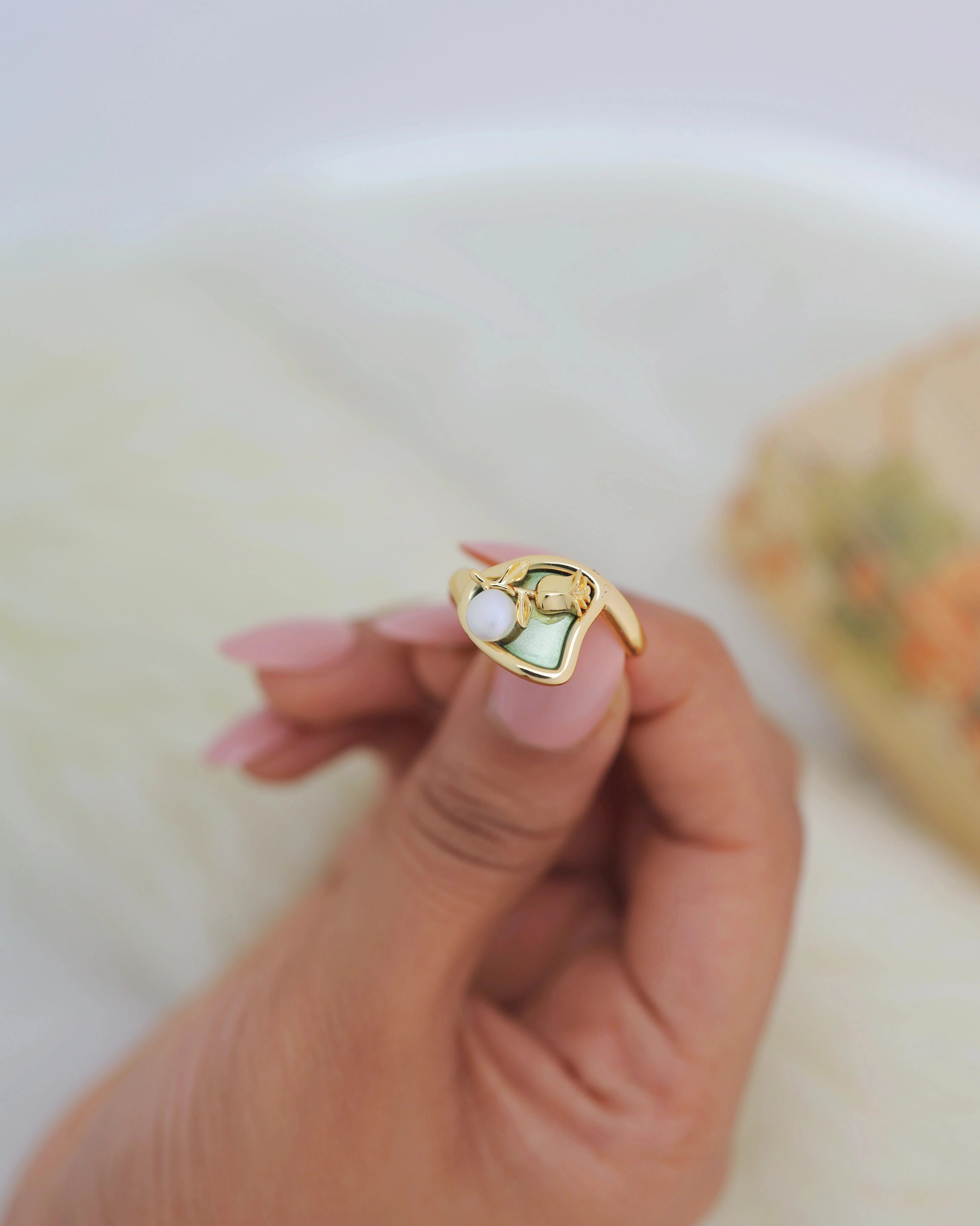 Pearl n Rose in Green - Adjustable Ring