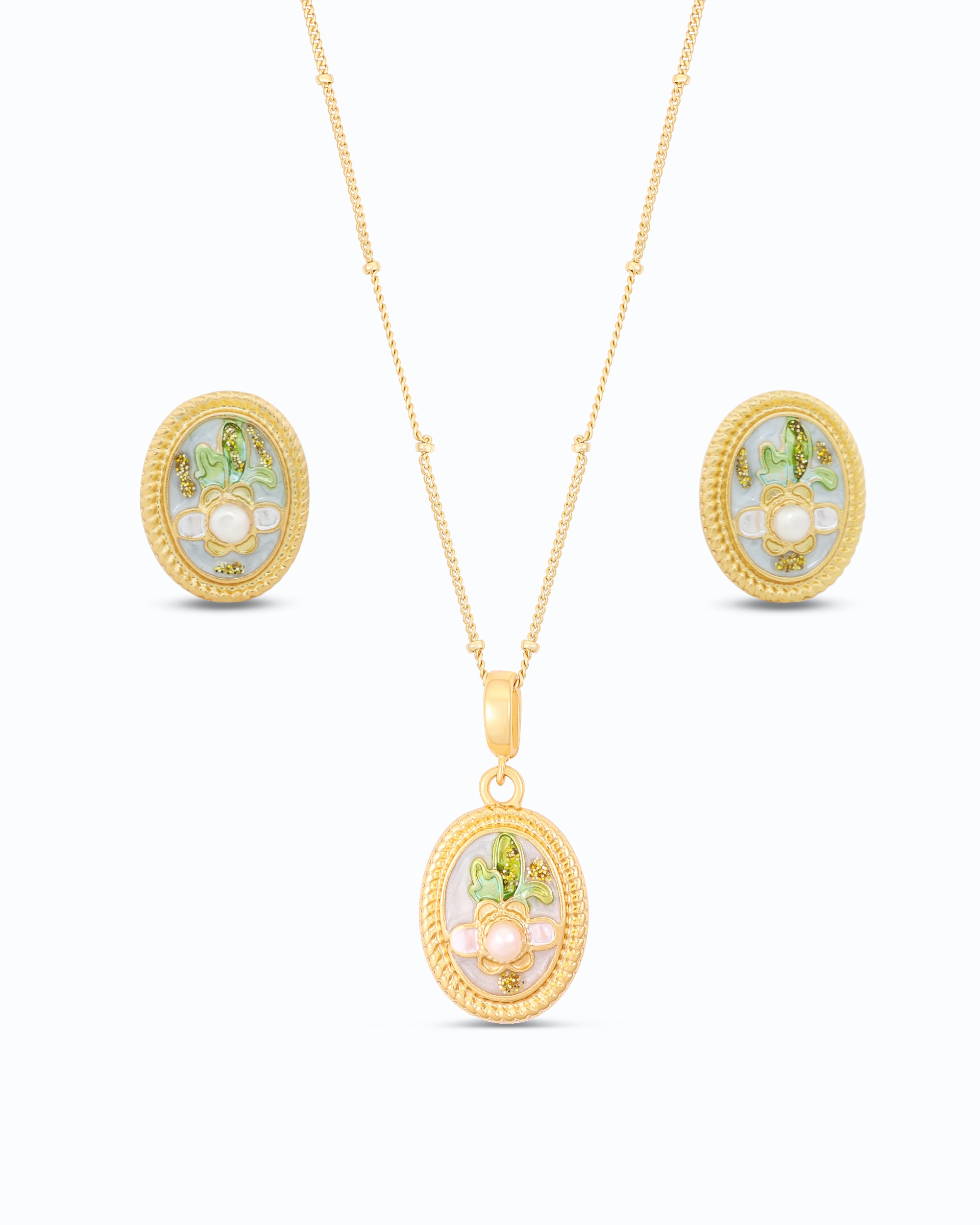 Pearl in Blue Pendant Set with Studs