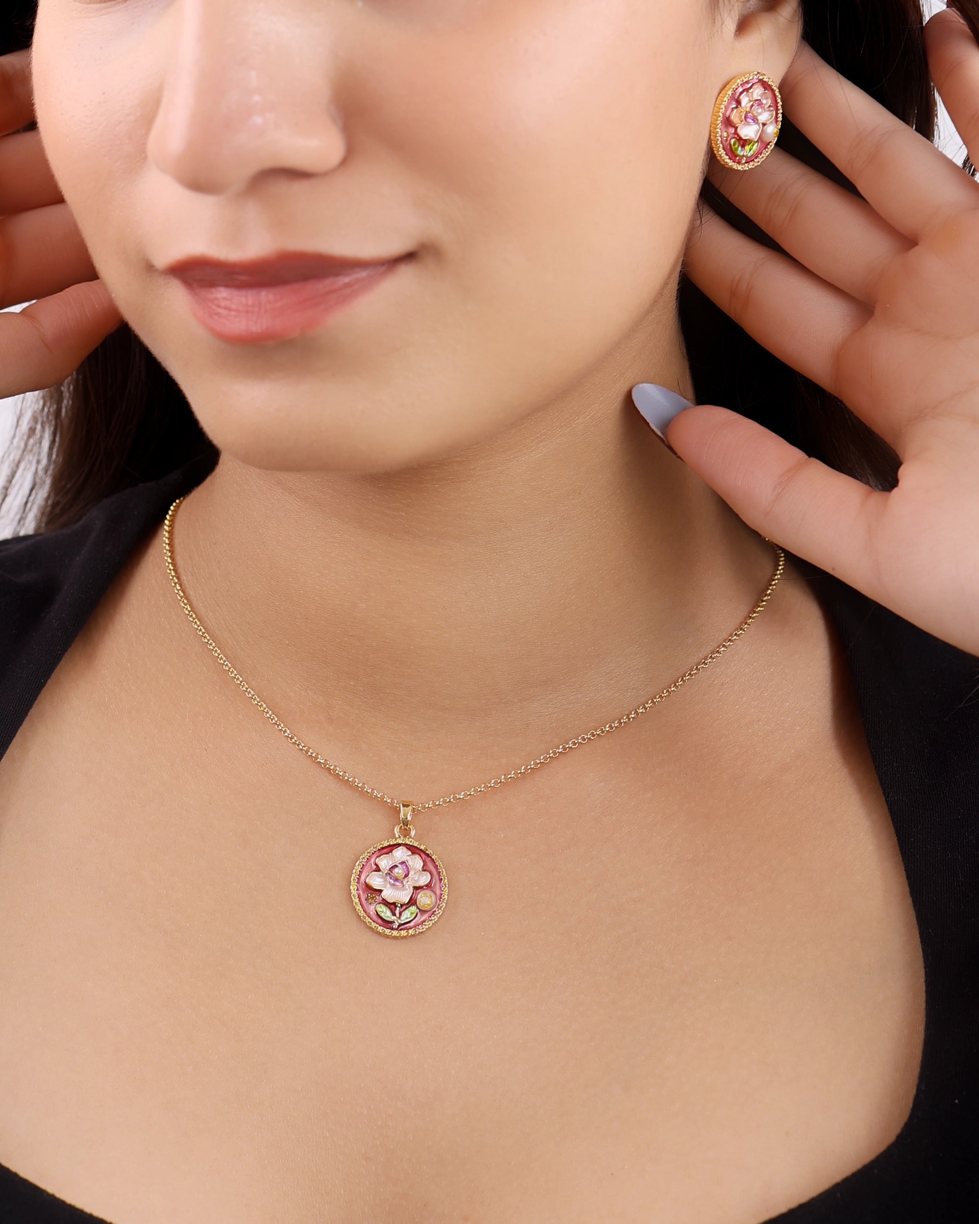 Blackcurrent Circle Pendant Set