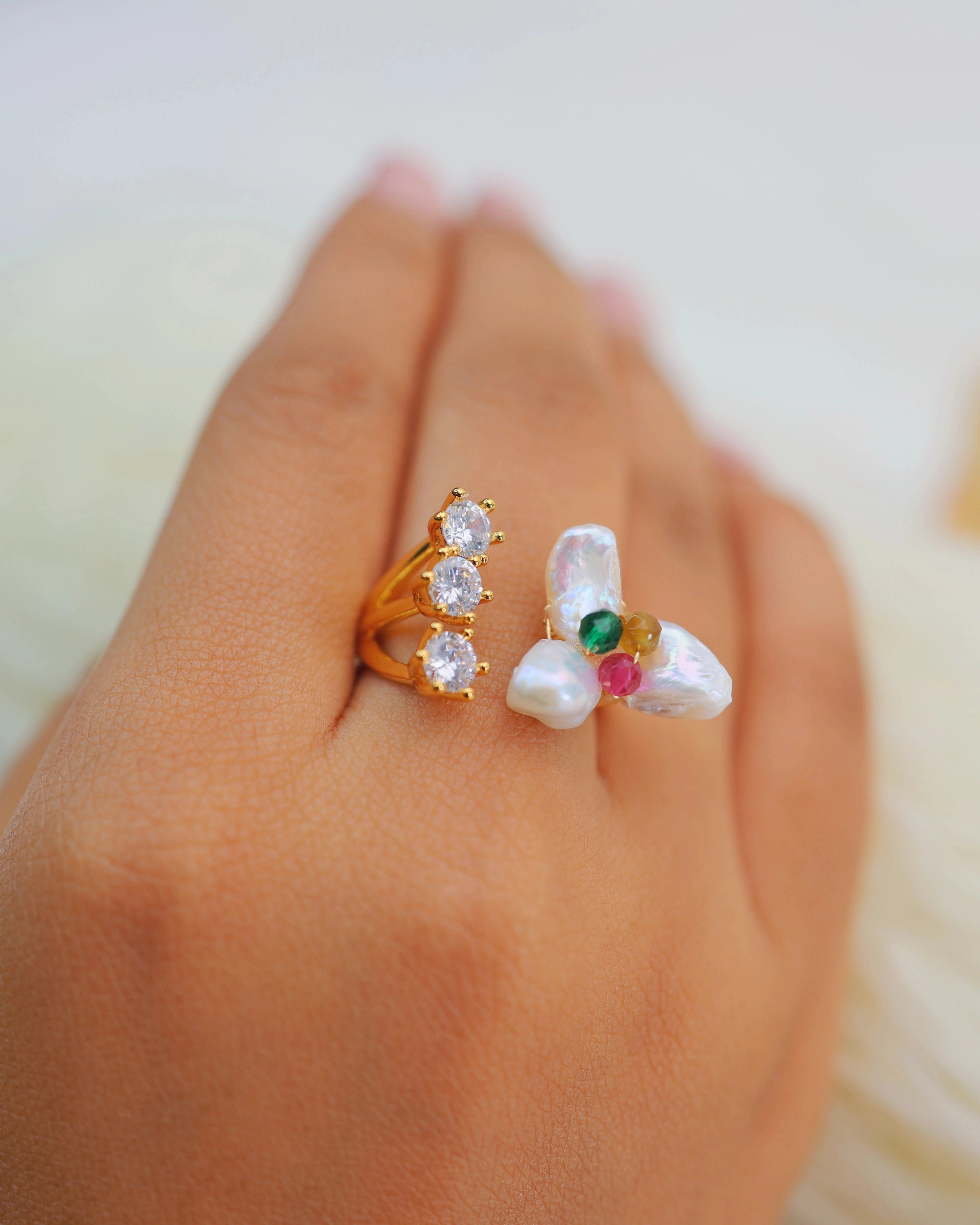 Pearl bouquet with Zircon