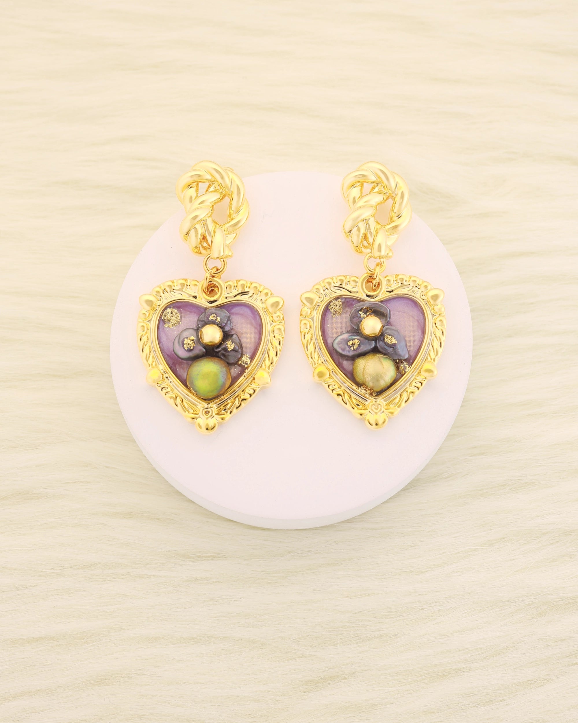 Renaissance Heart Purple Pearl Dangle
