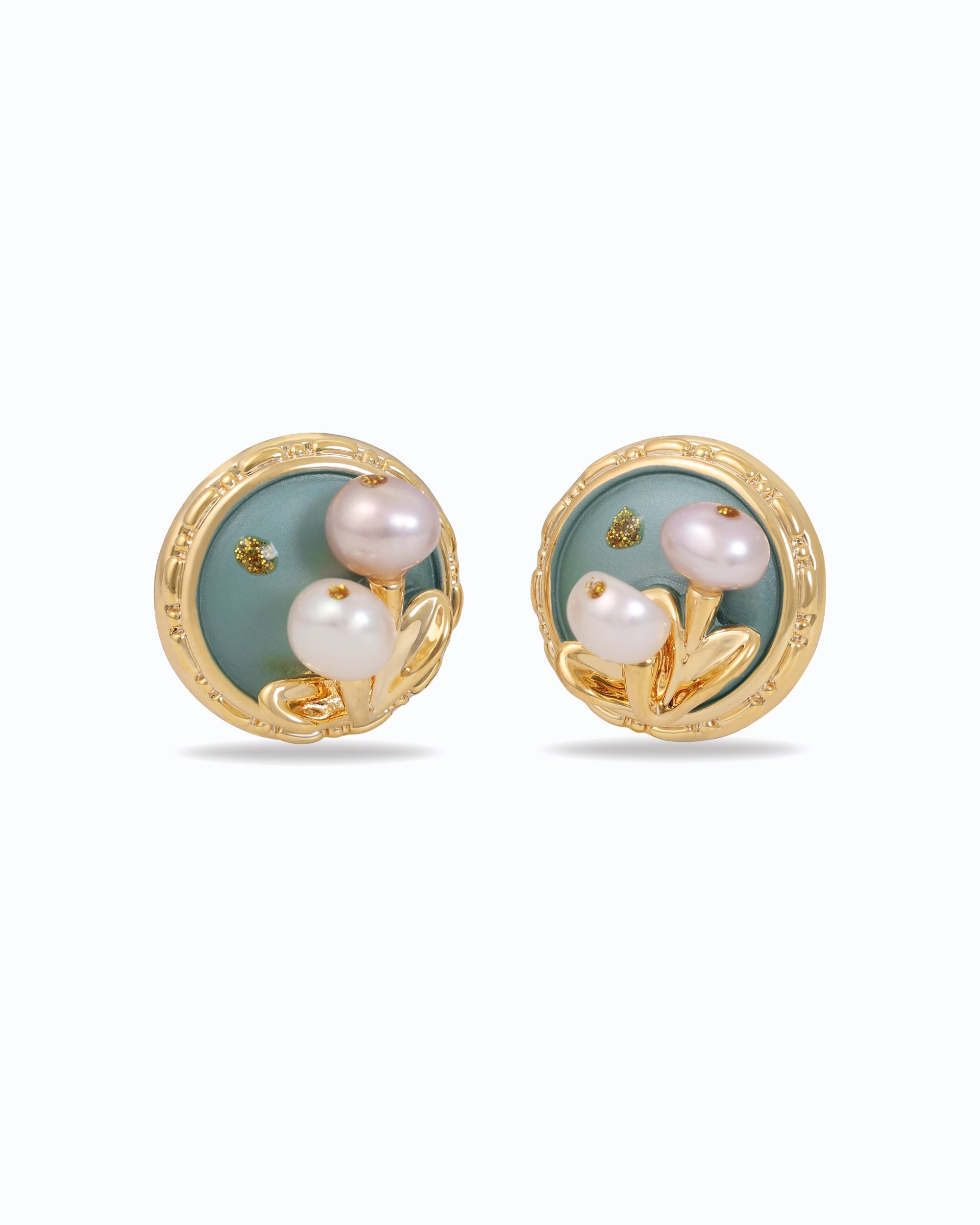Sea Green Circle Small Pearl Studs