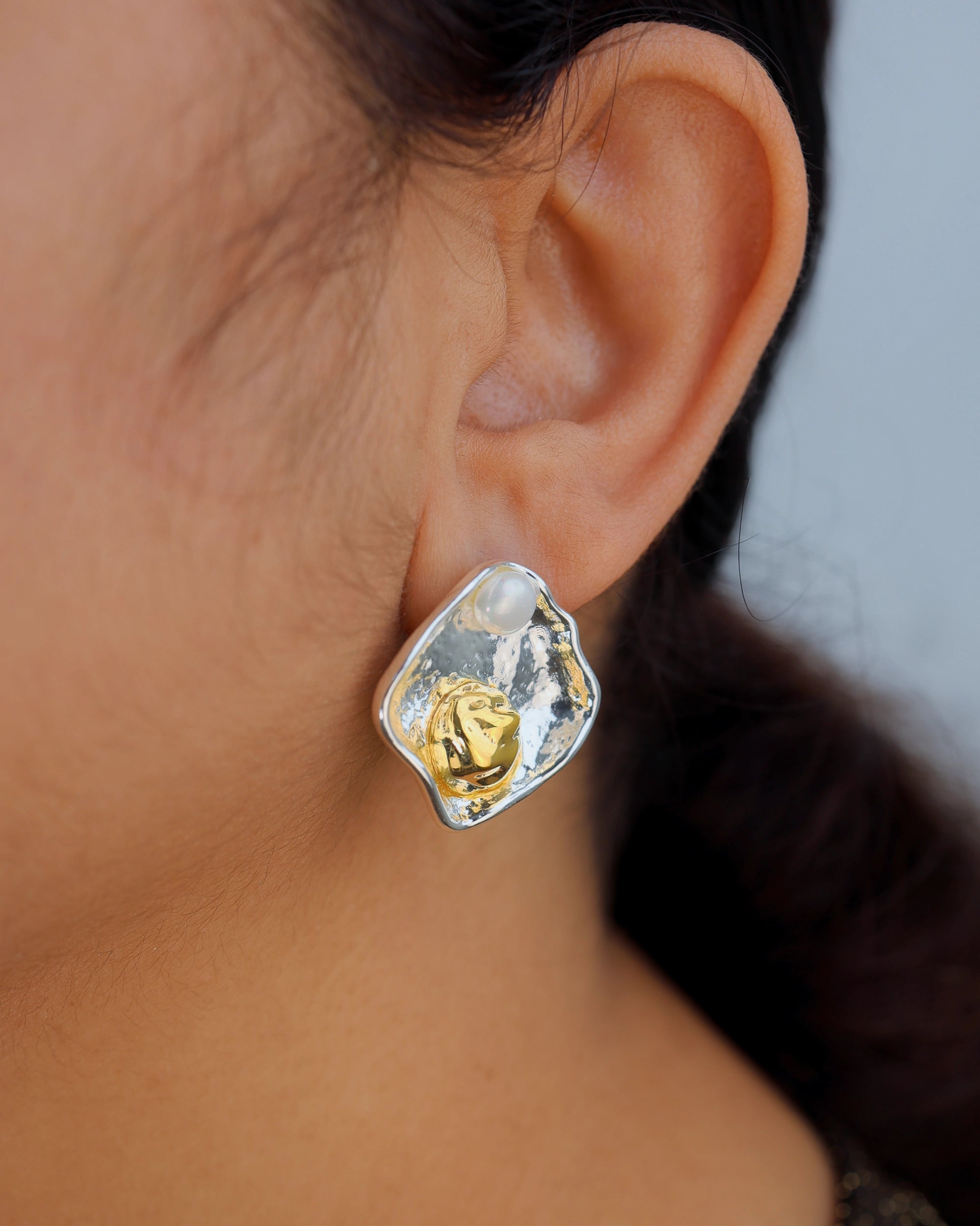 Silver Shell with Gold & Pearl Ear Studs