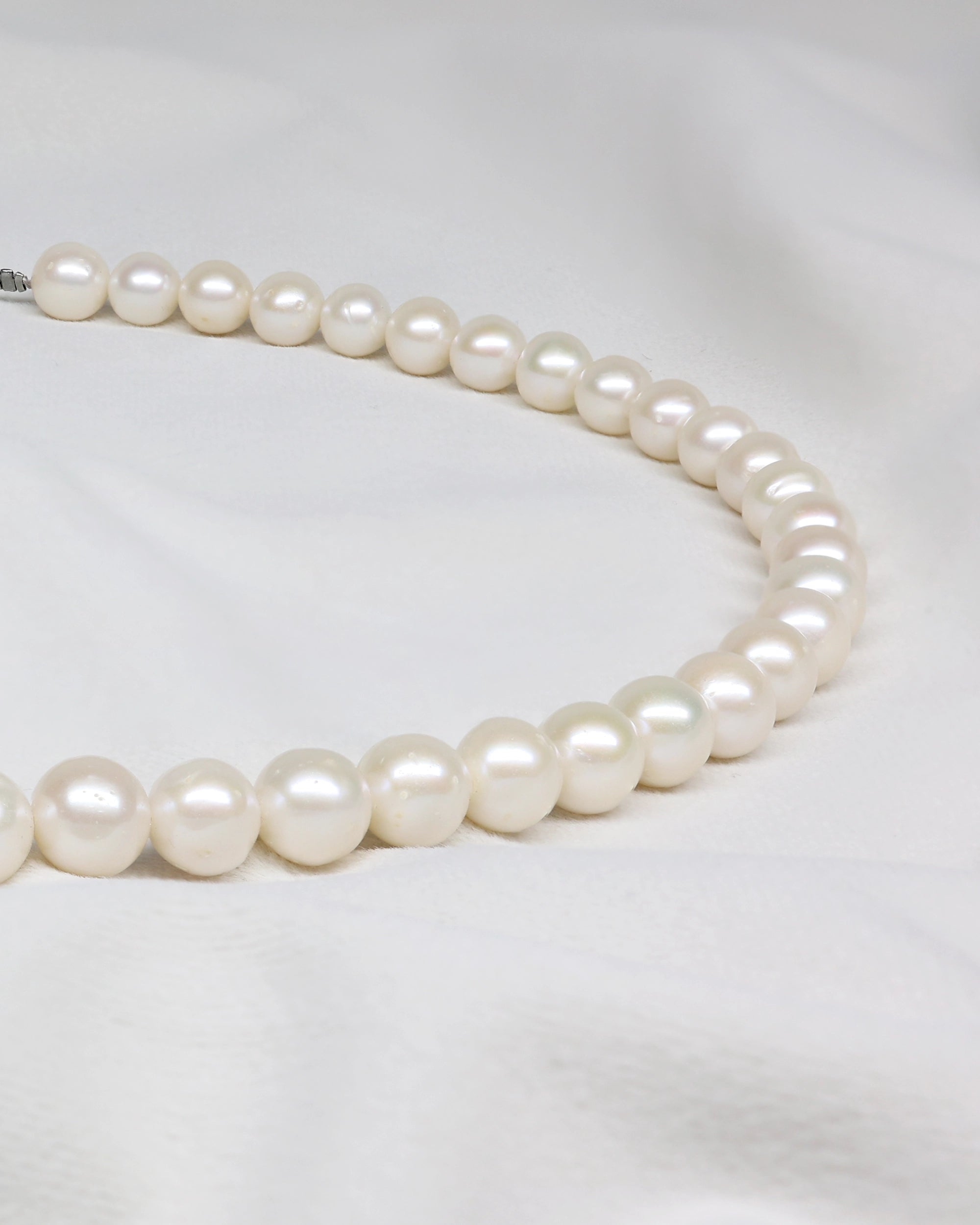 Round Pearl Necklace