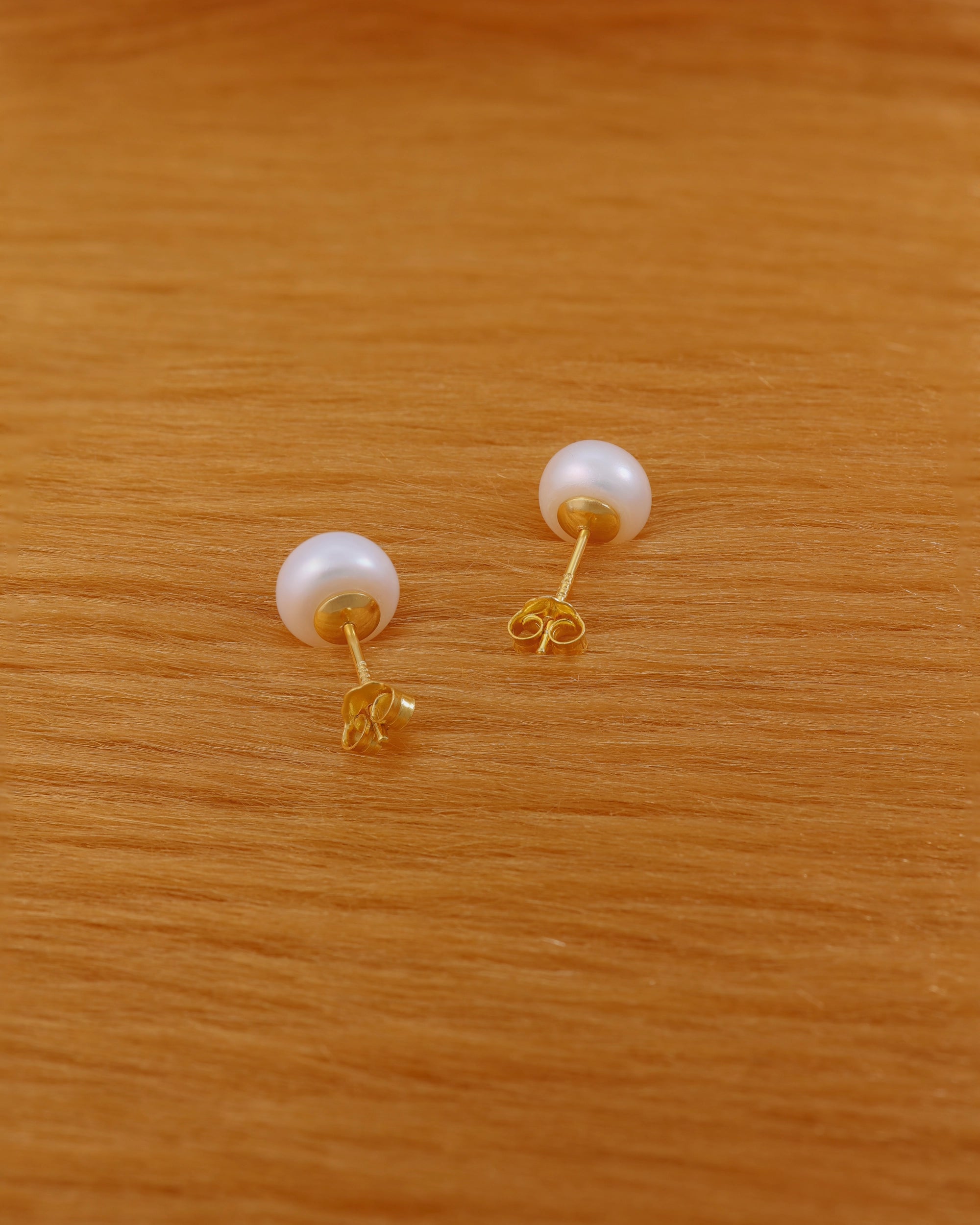 Original Pearl Stud (Gold)