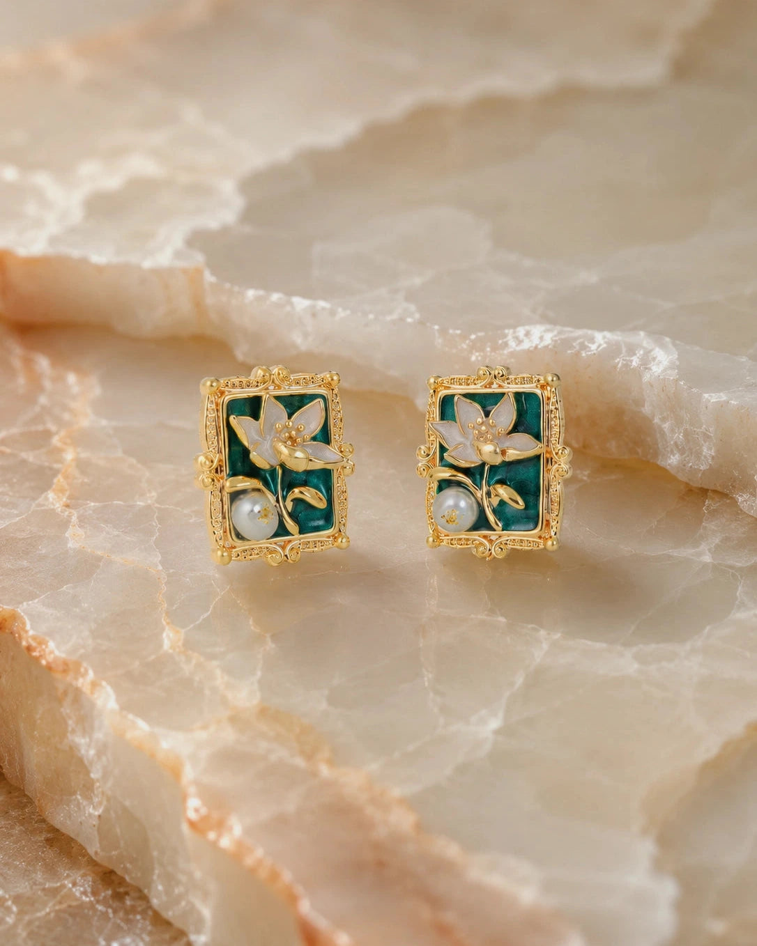 Bloom Portrait Pearl Ear Studs - Emerald