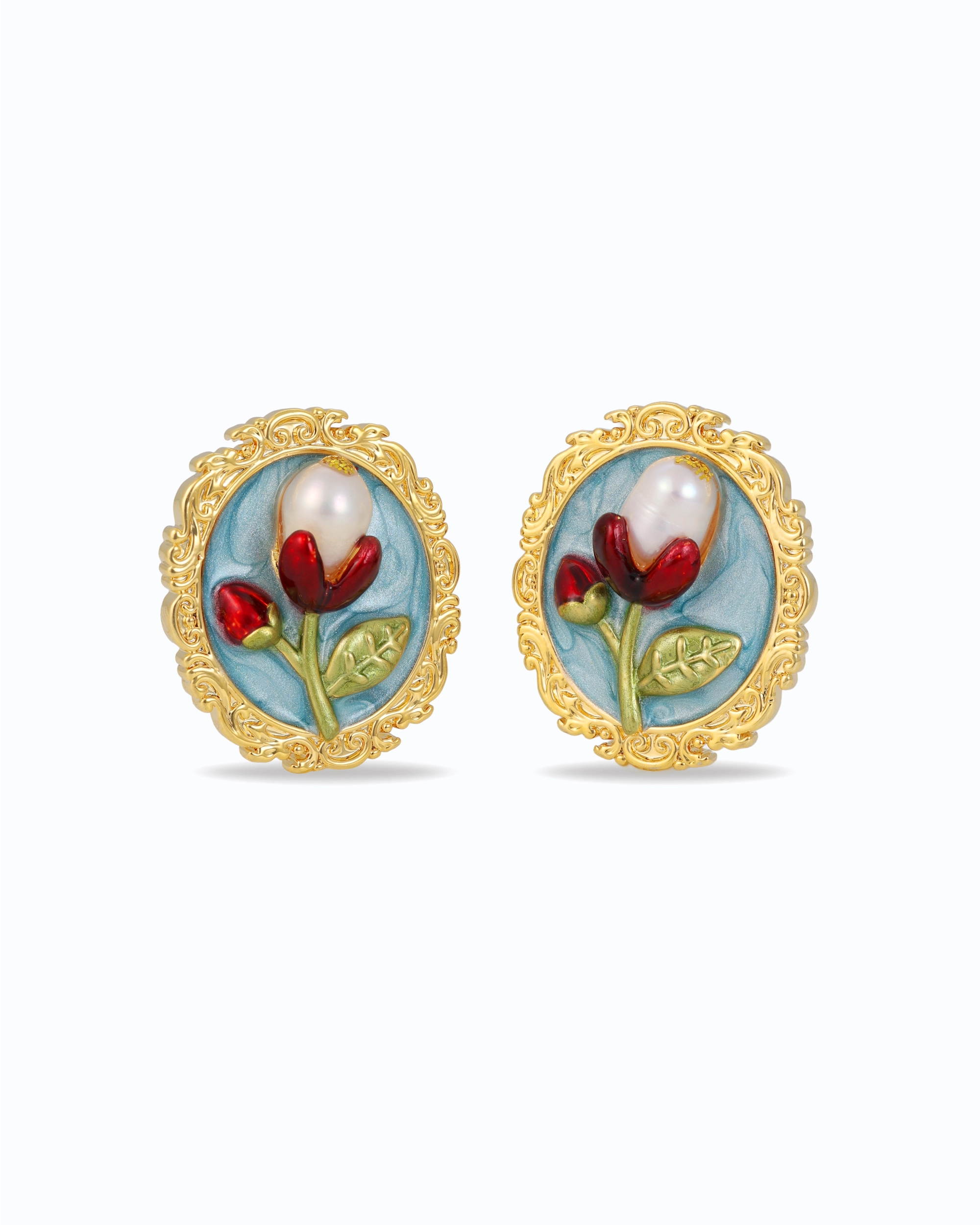 Scarlet Bloom Pearl Ear Studs