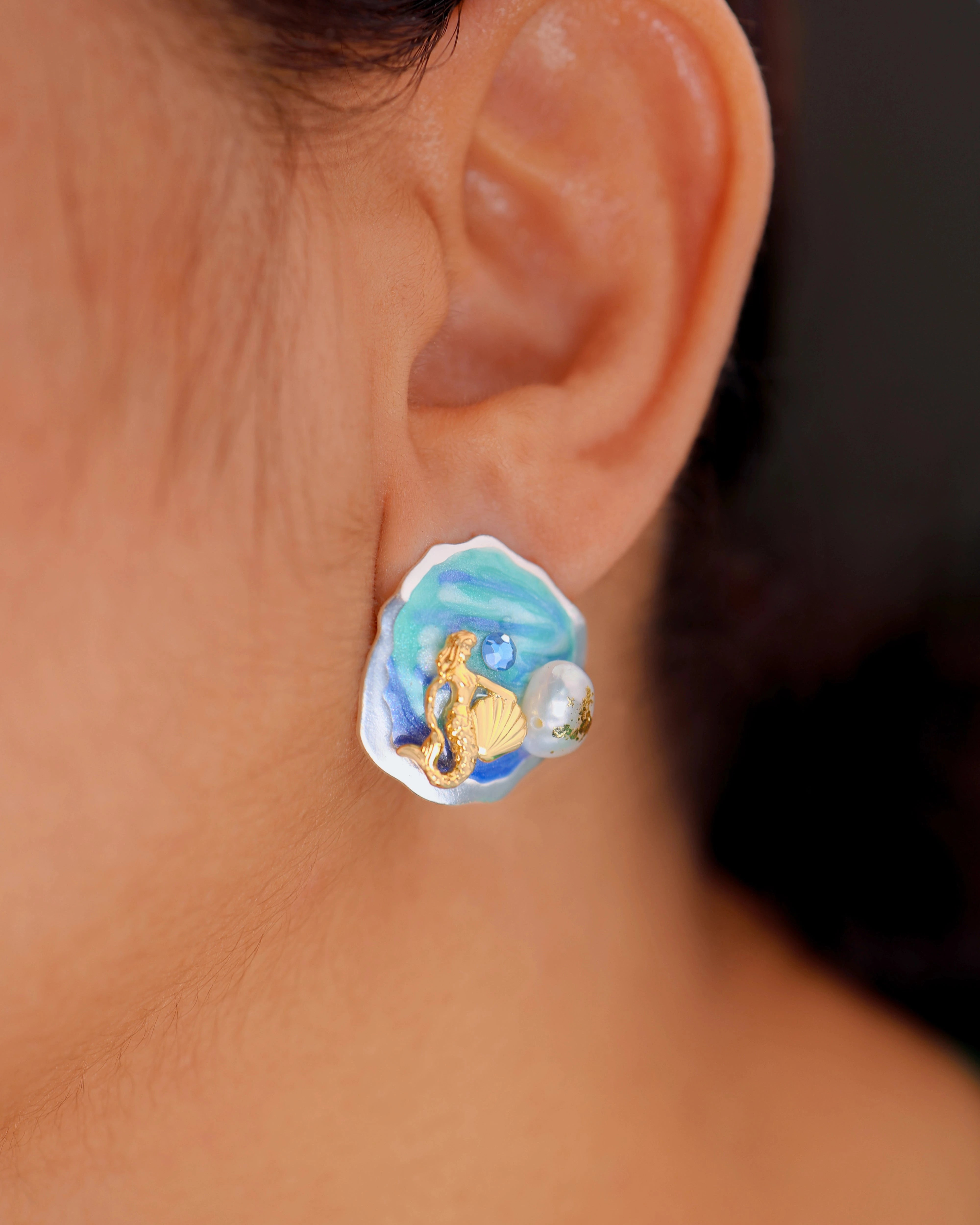 Mermaid on Beach Pearl Ear Studs