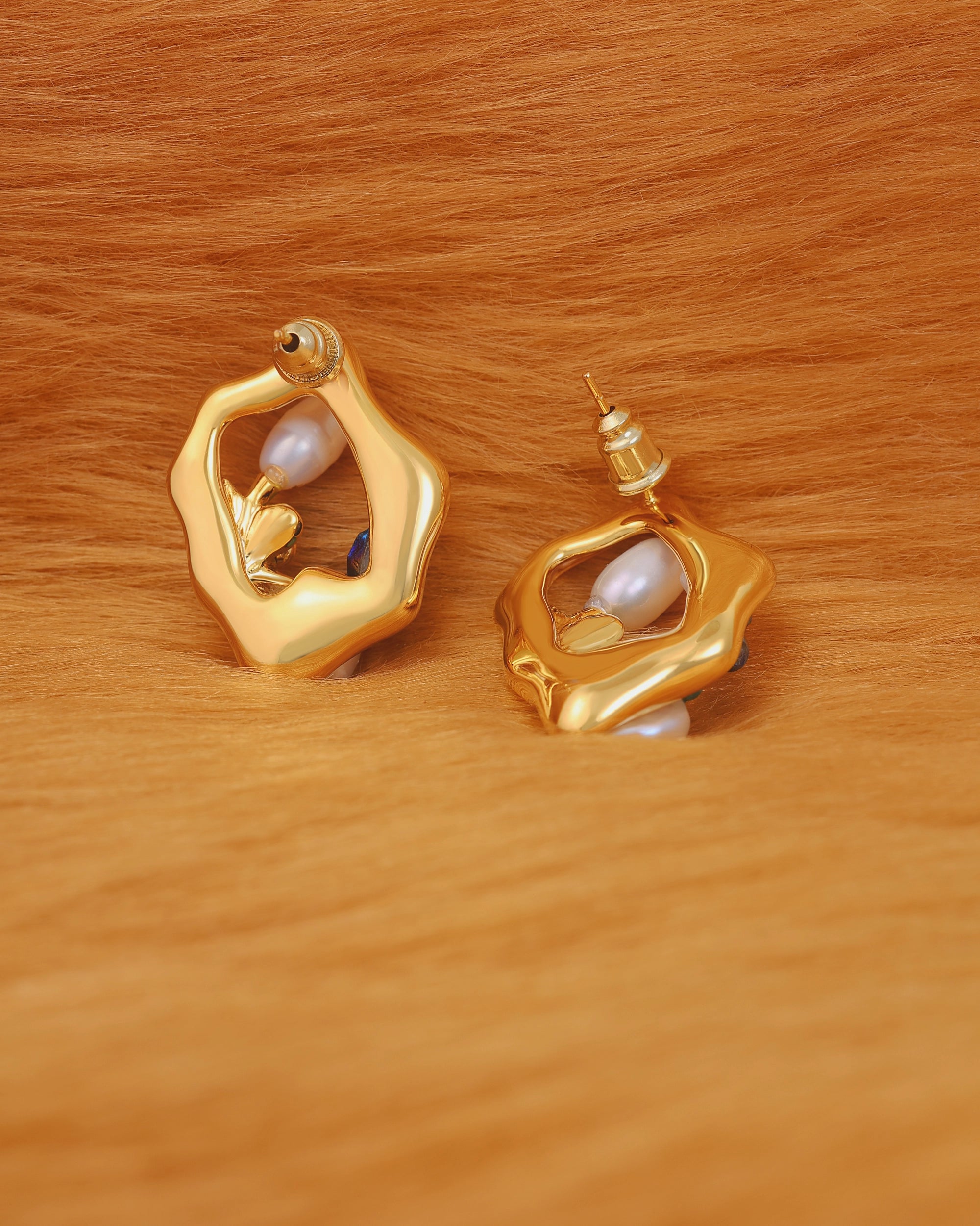 Rain Forrest Pearl Ear Studs