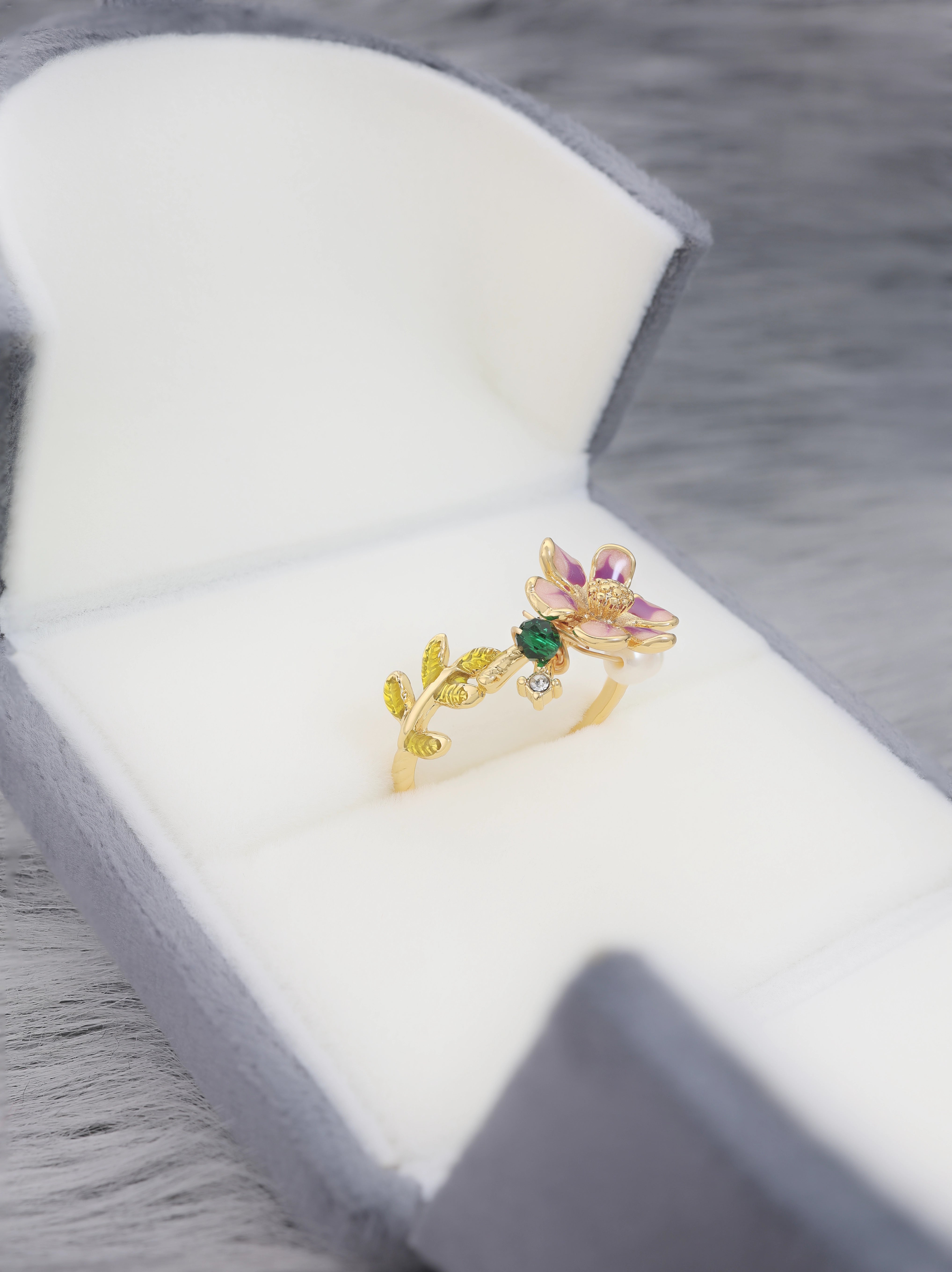 Floral Crown Pearl Ring Adjustable