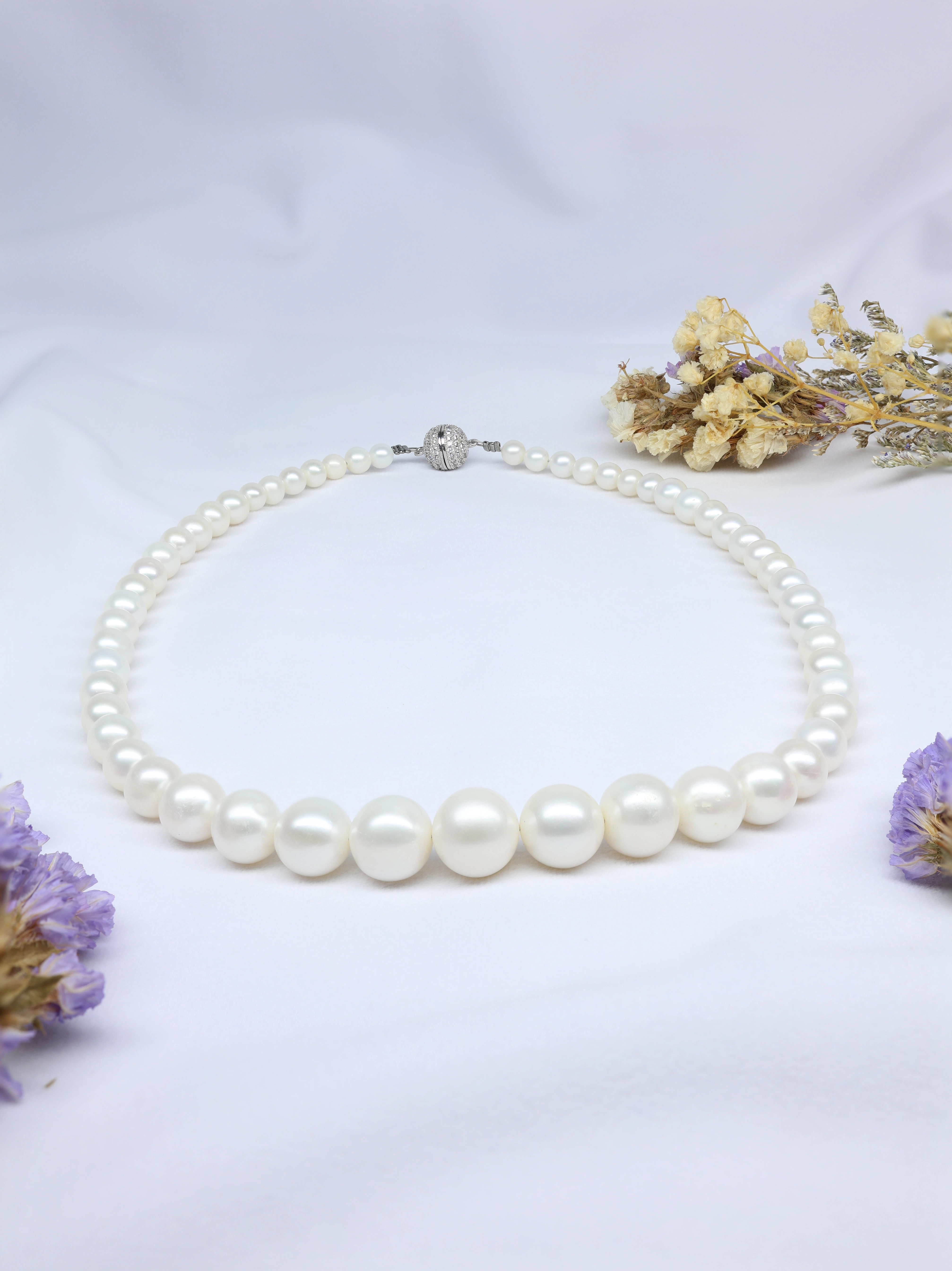 Round Pearl Necklace (Gradual)