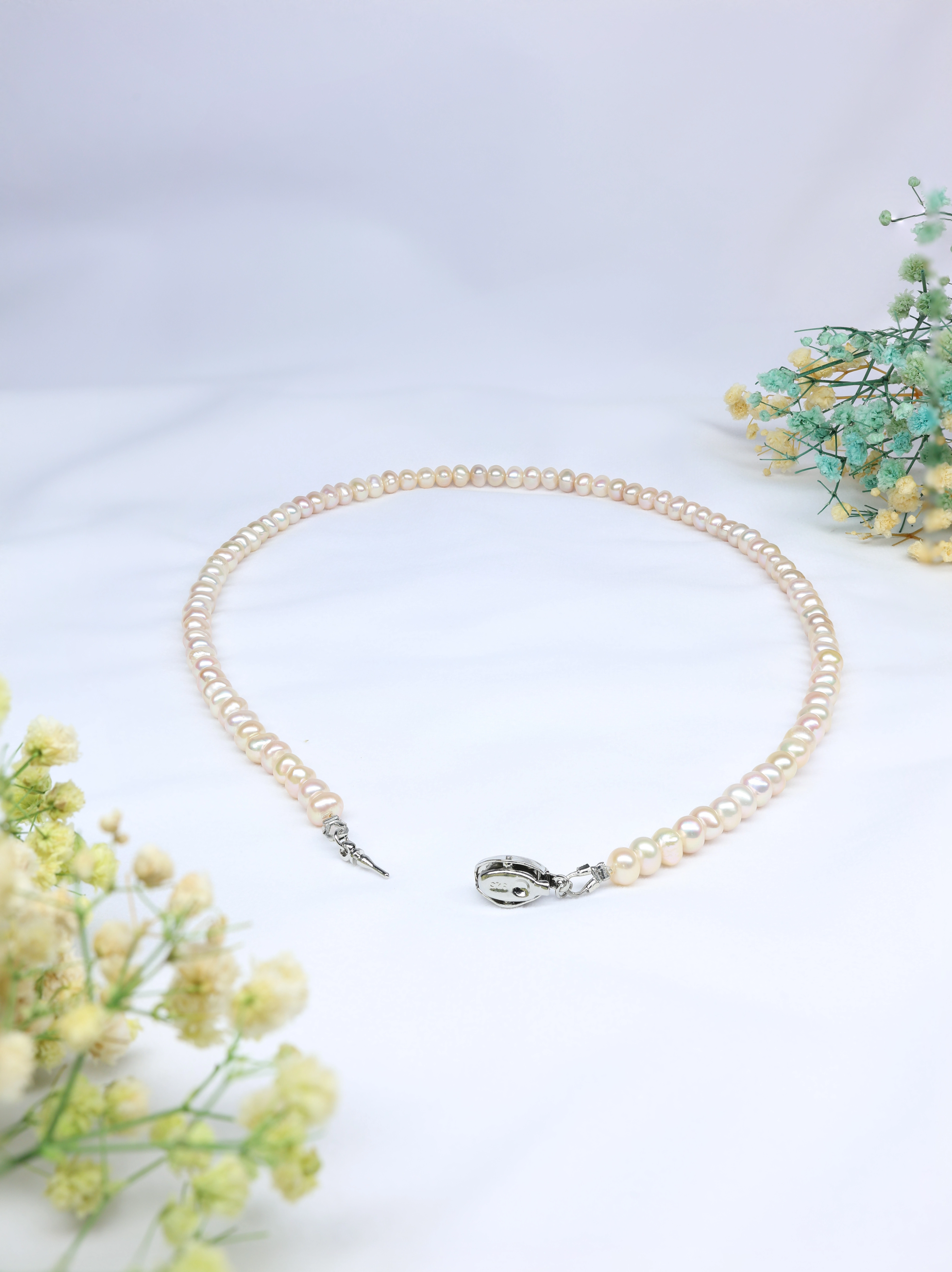 Button Pearl Necklace (Pearl Pink)
