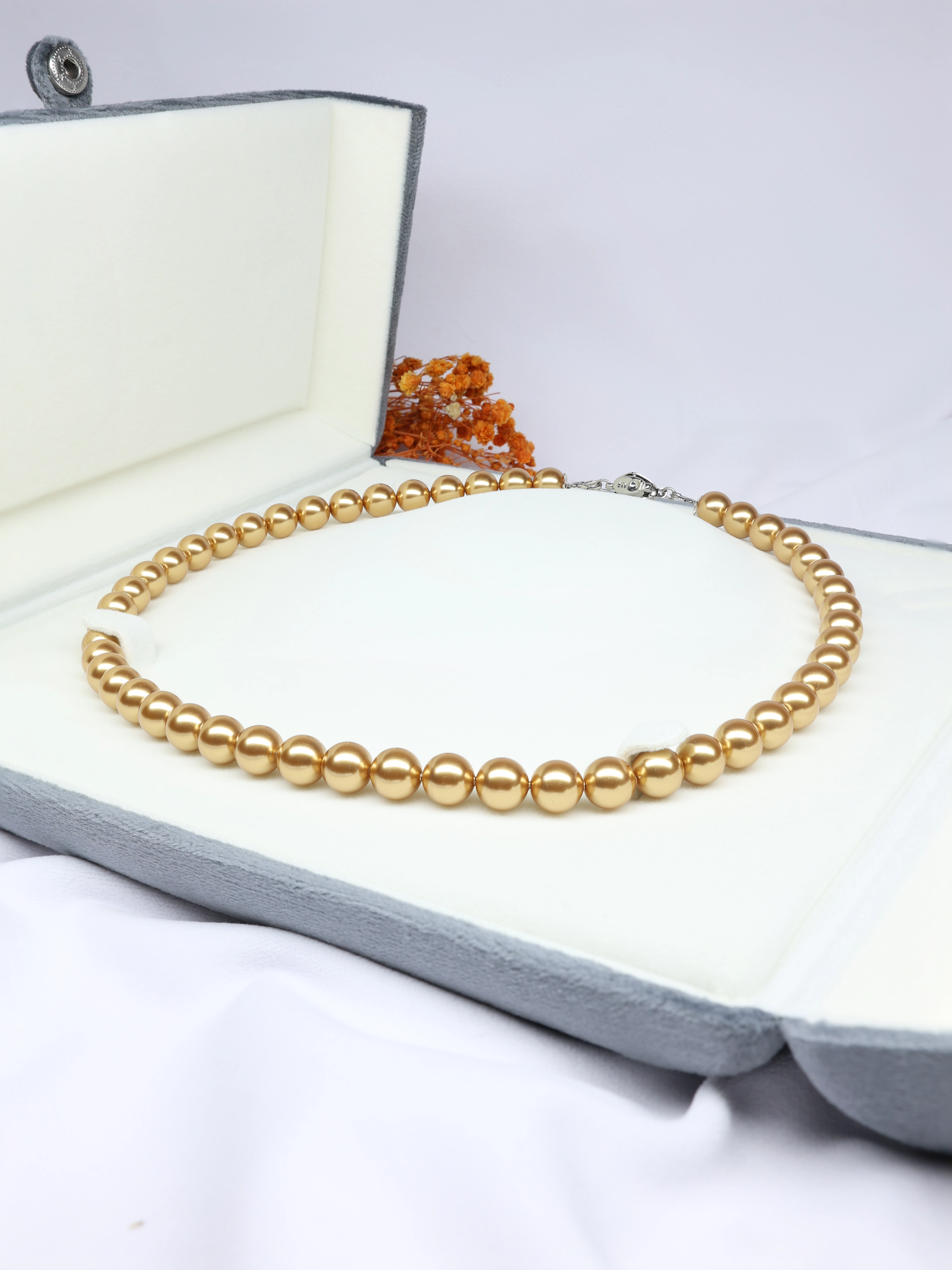 Elegant European Bright Gold Pearl Necklace