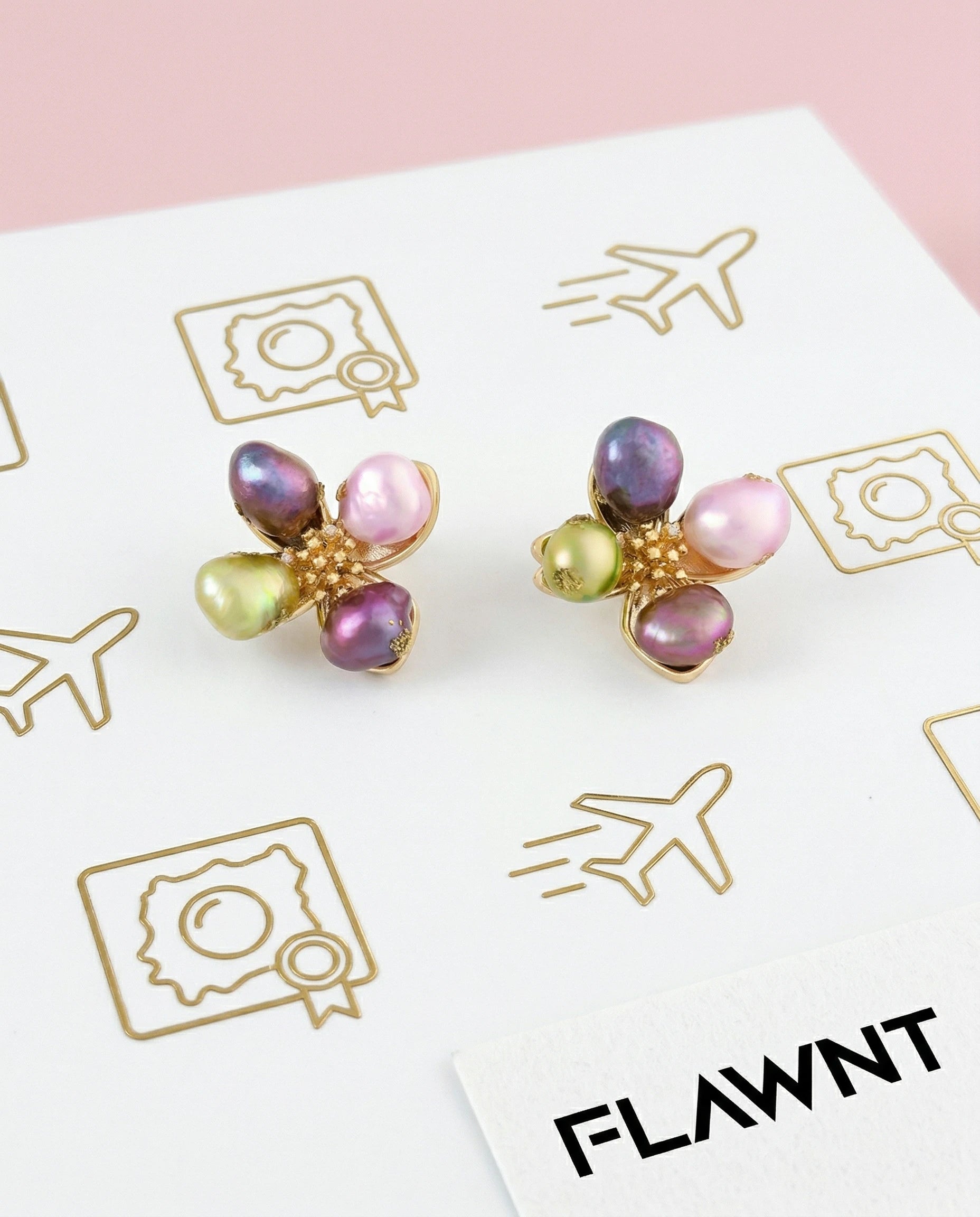Pearls on Petals Ear Stud