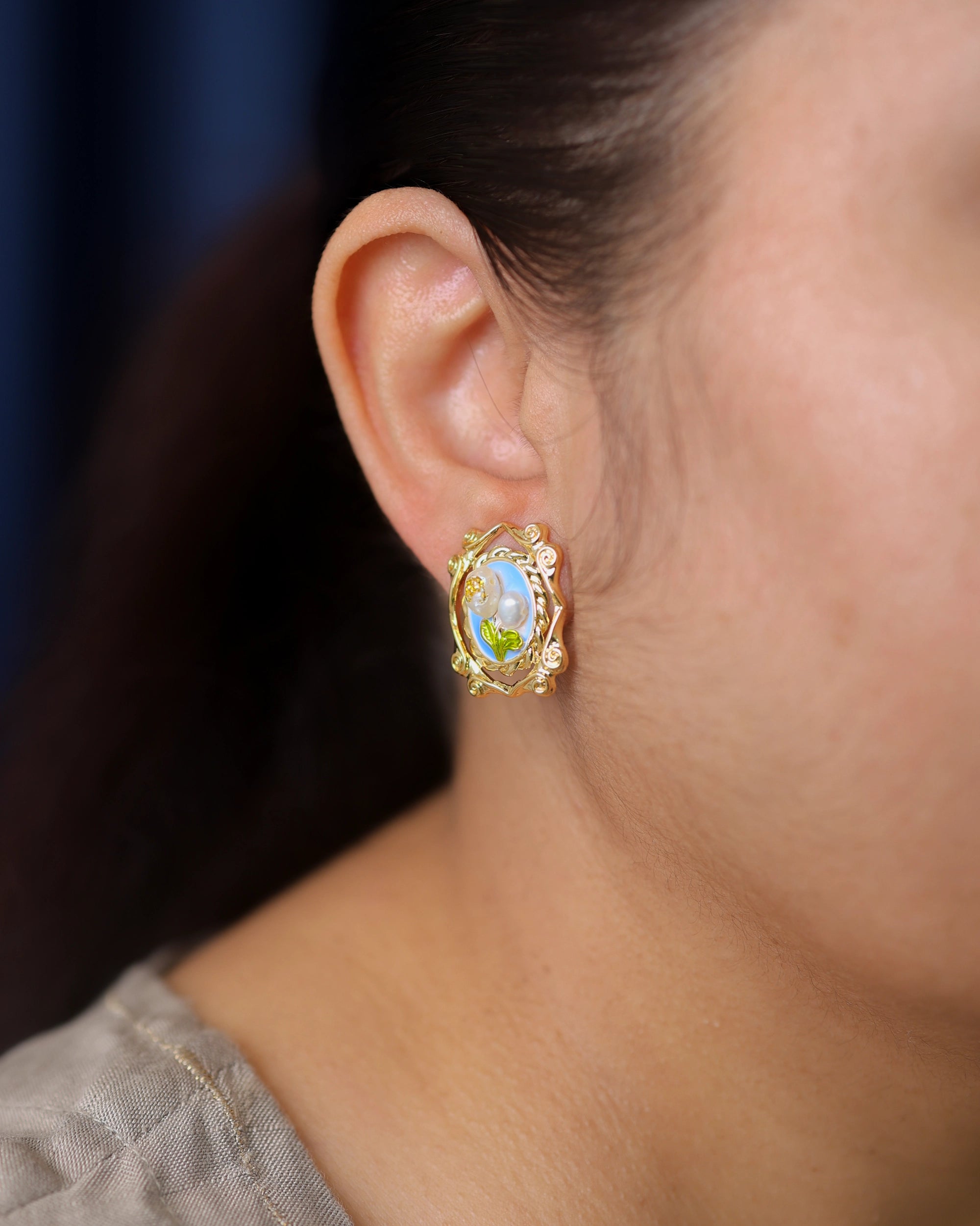 Blue Louvre Pearl Ear Studs