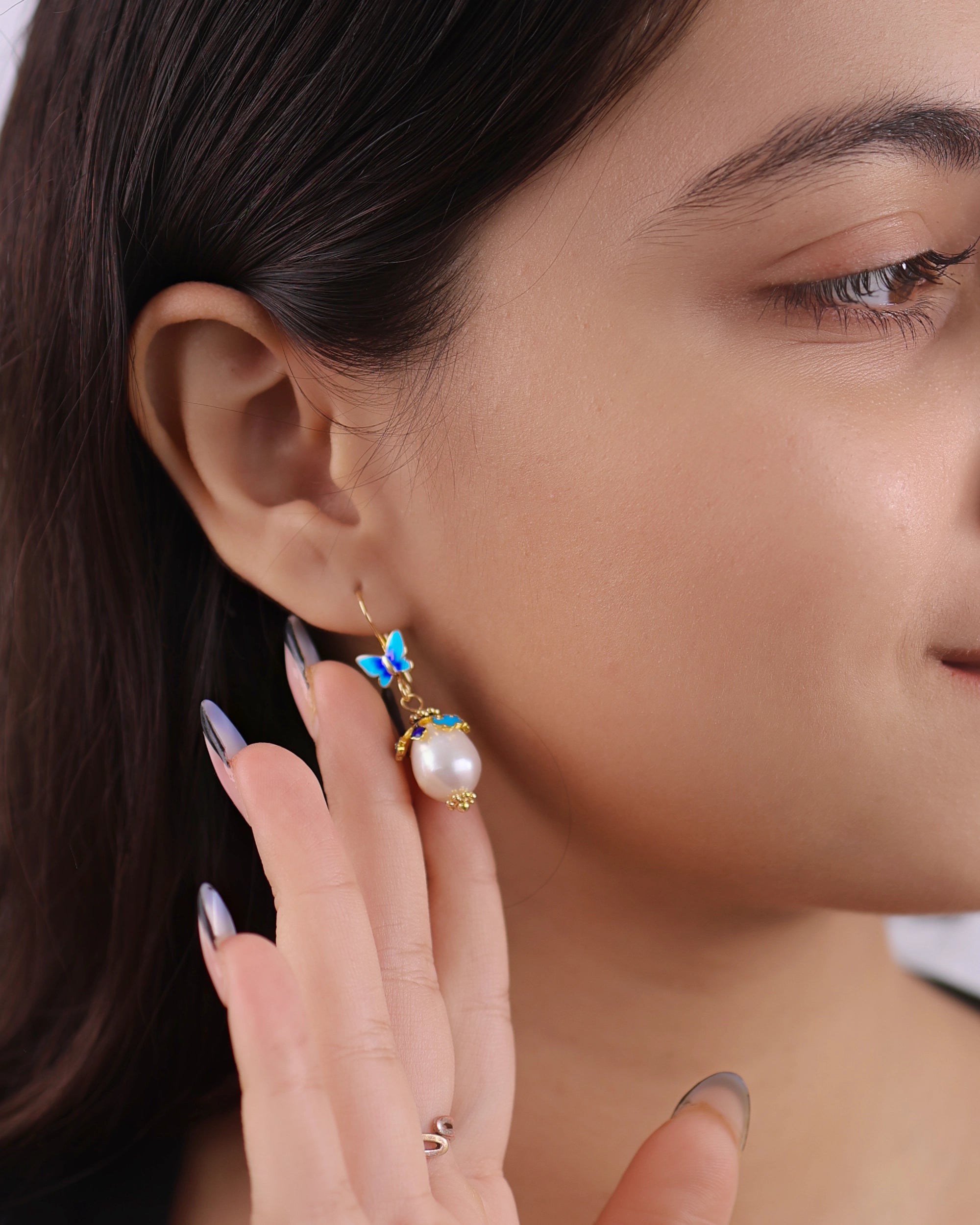 Butterfly Large Natural Pearl Dangle hover