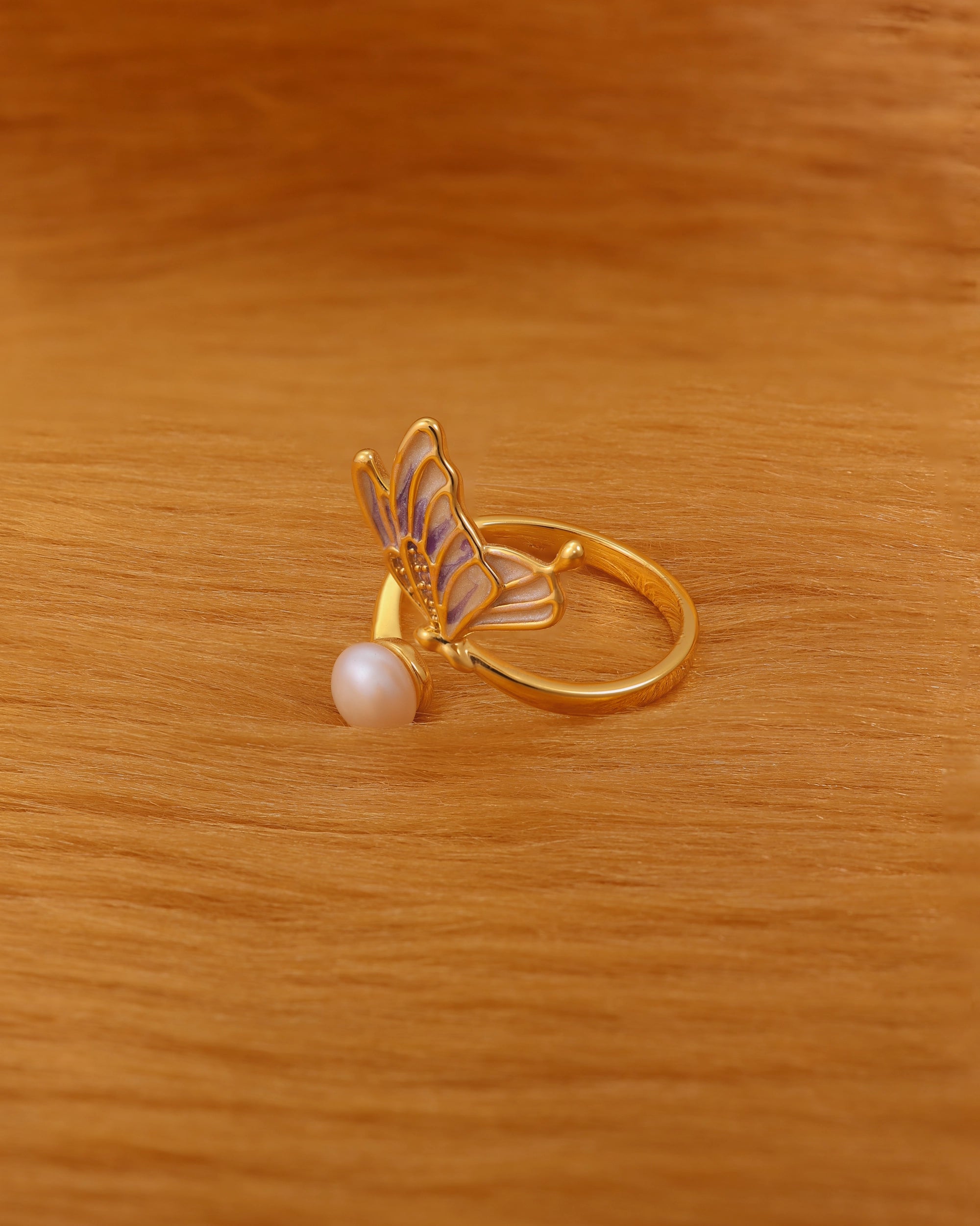 Butterfly at Pearl Adjustable Ring